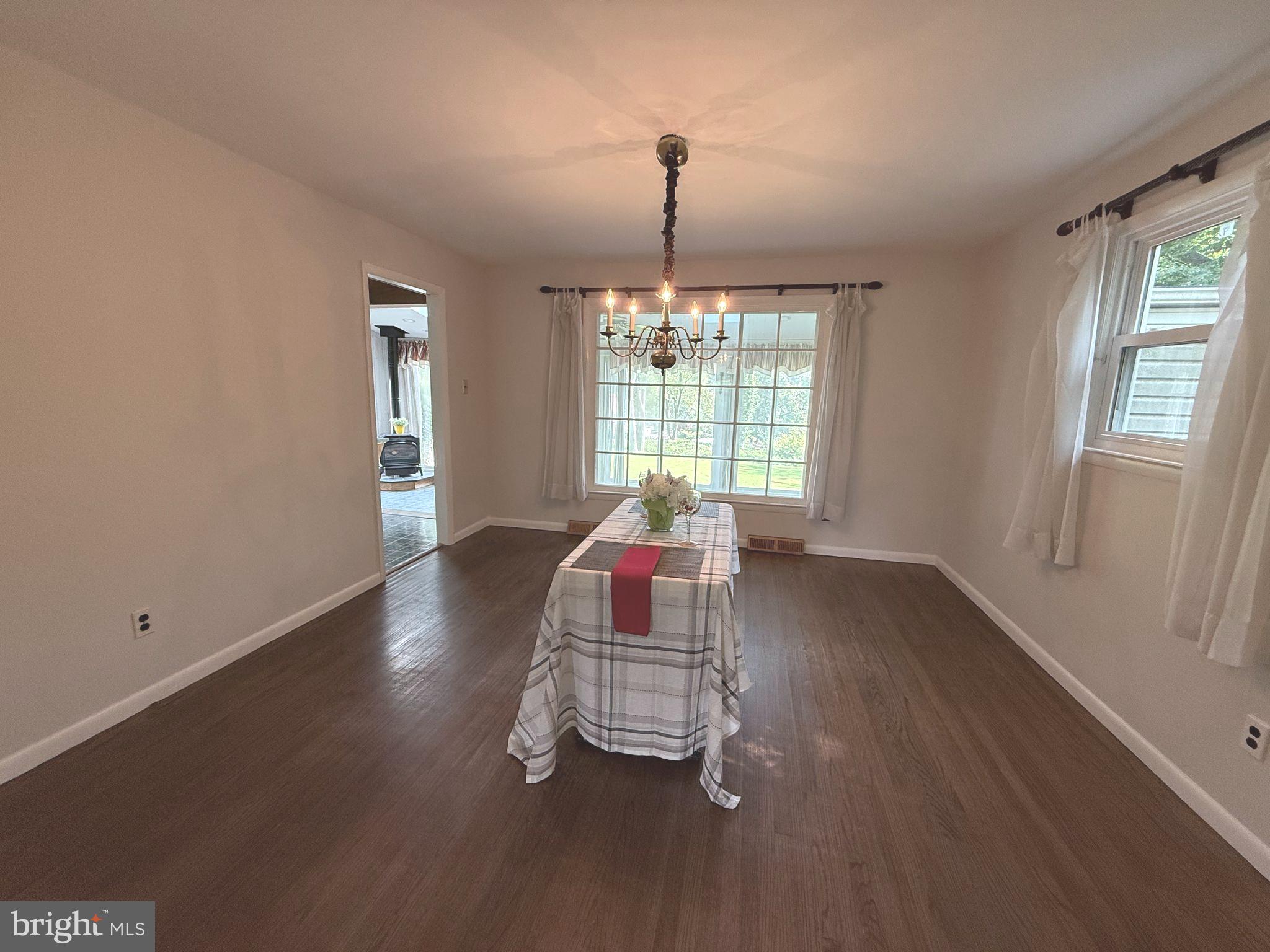 FOX VALLEY - Residential