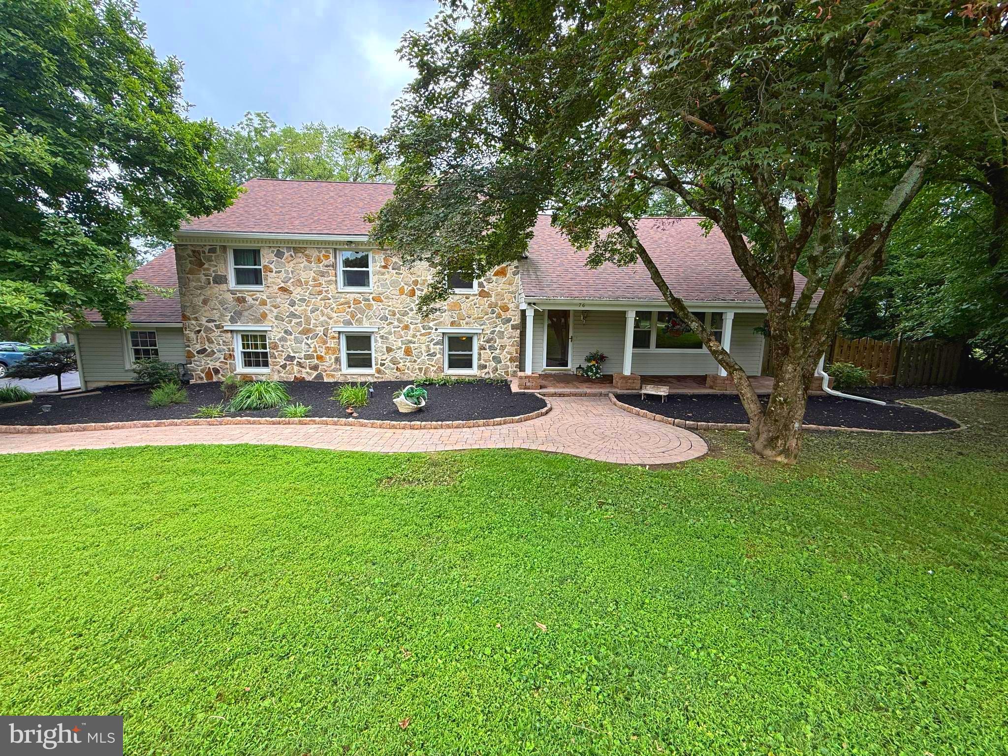 76 DOGWOOD LANE