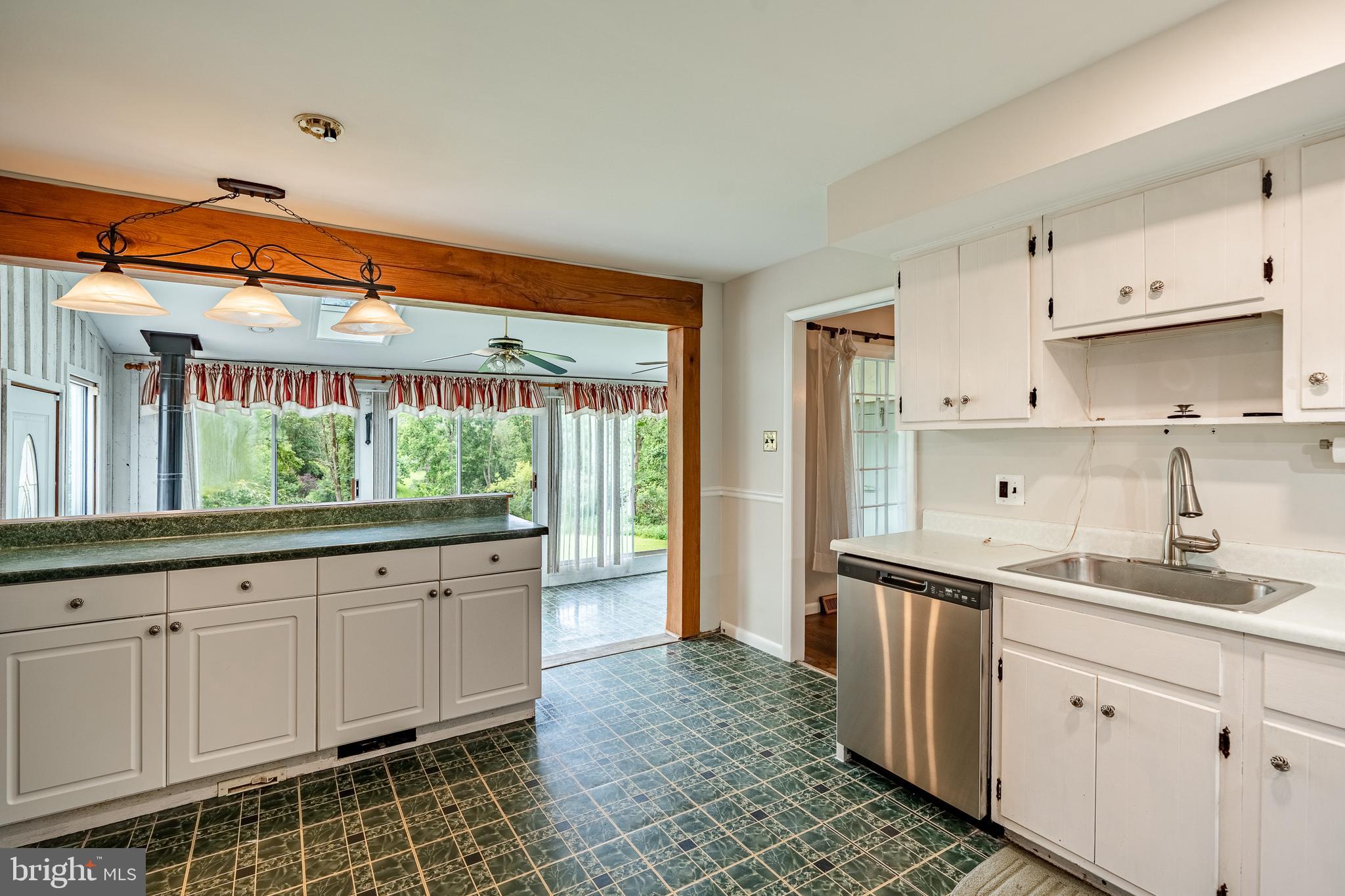 FOX VALLEY - Residential