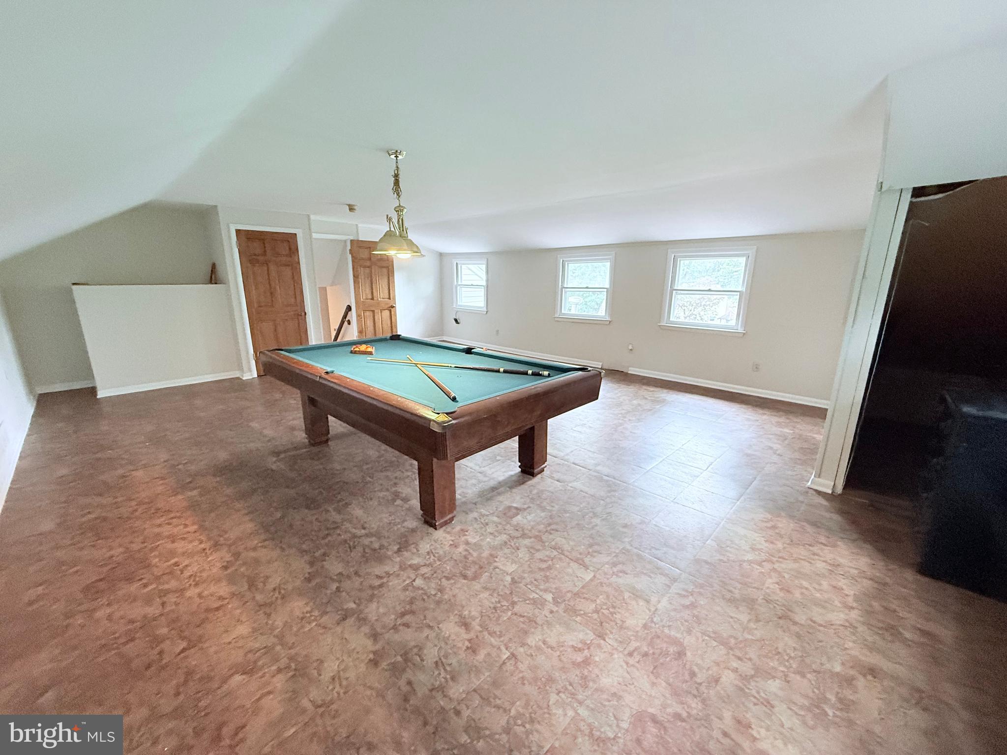 FOX VALLEY - Residential