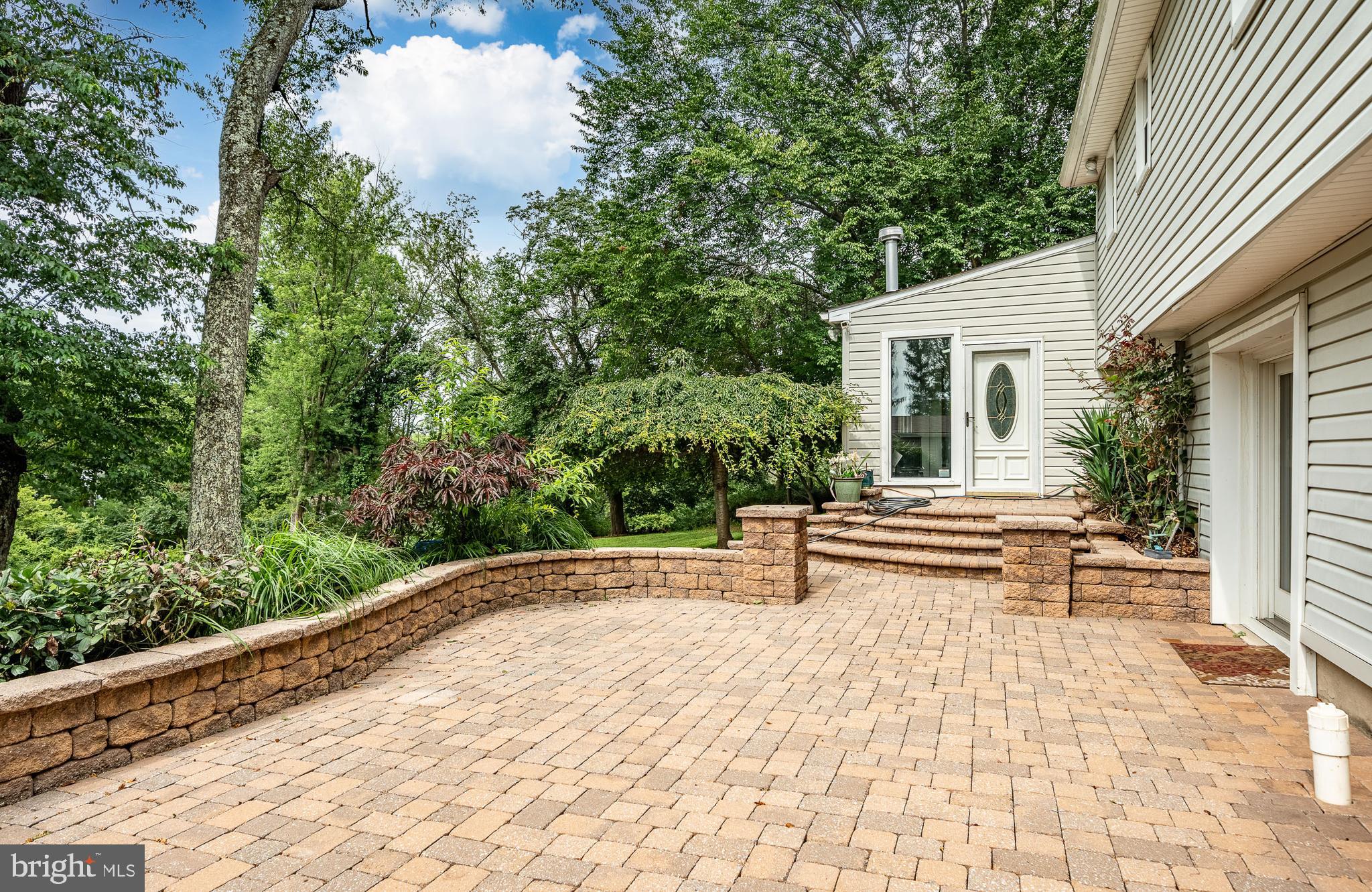 FOX VALLEY - Residential