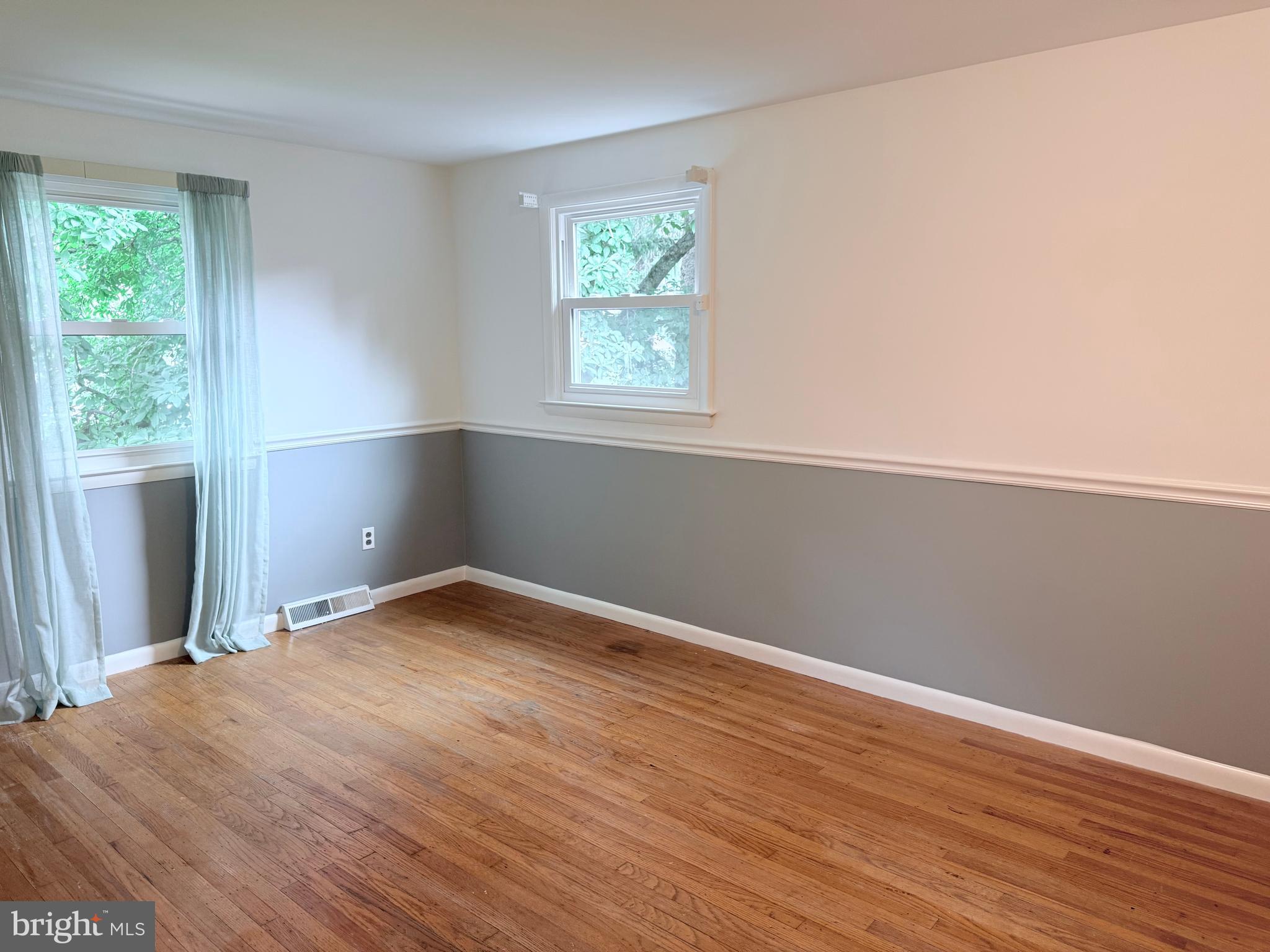 FOX VALLEY - Residential