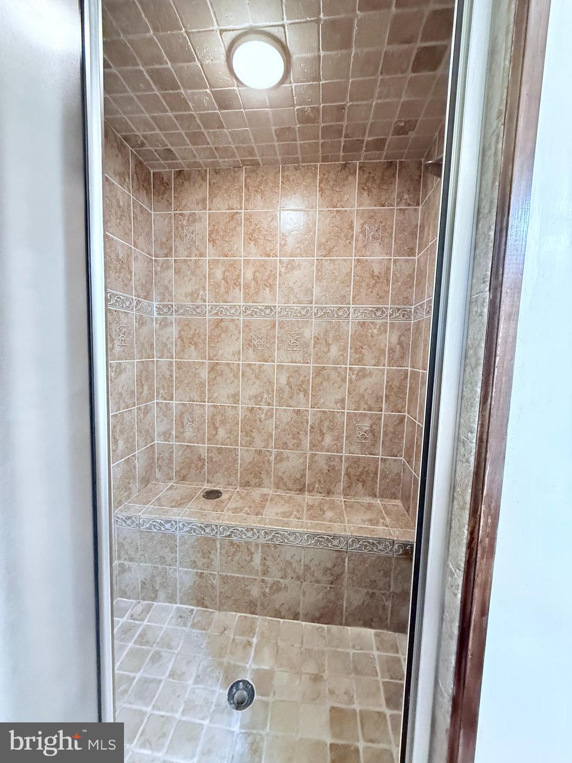 FOX VALLEY - Residential