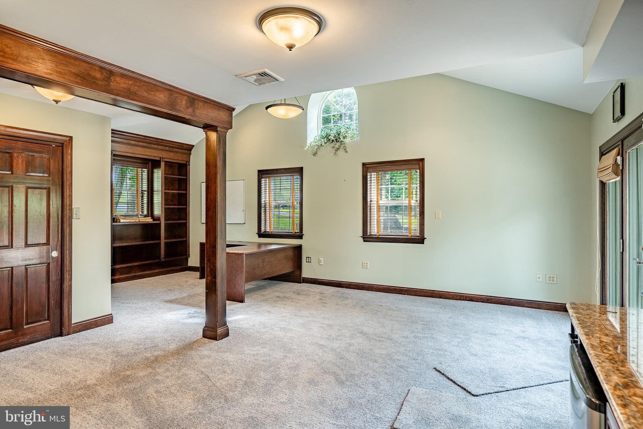 FOX VALLEY - Residential