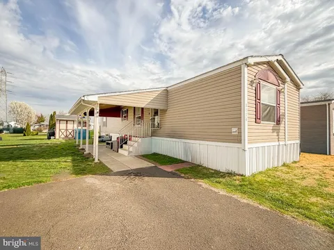 MLS: PABU2117566