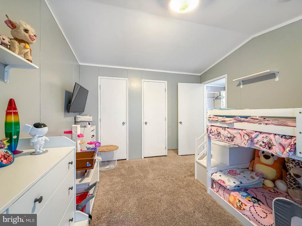 PENNWOOD CROSSING - Residential