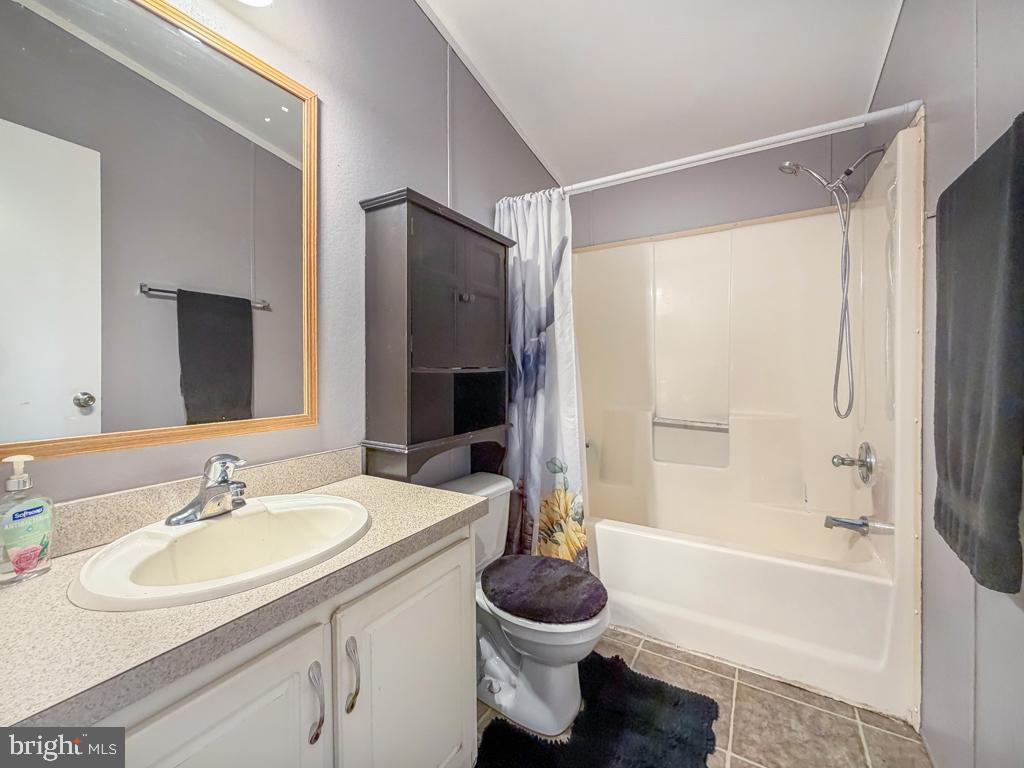 PENNWOOD CROSSING - Residential