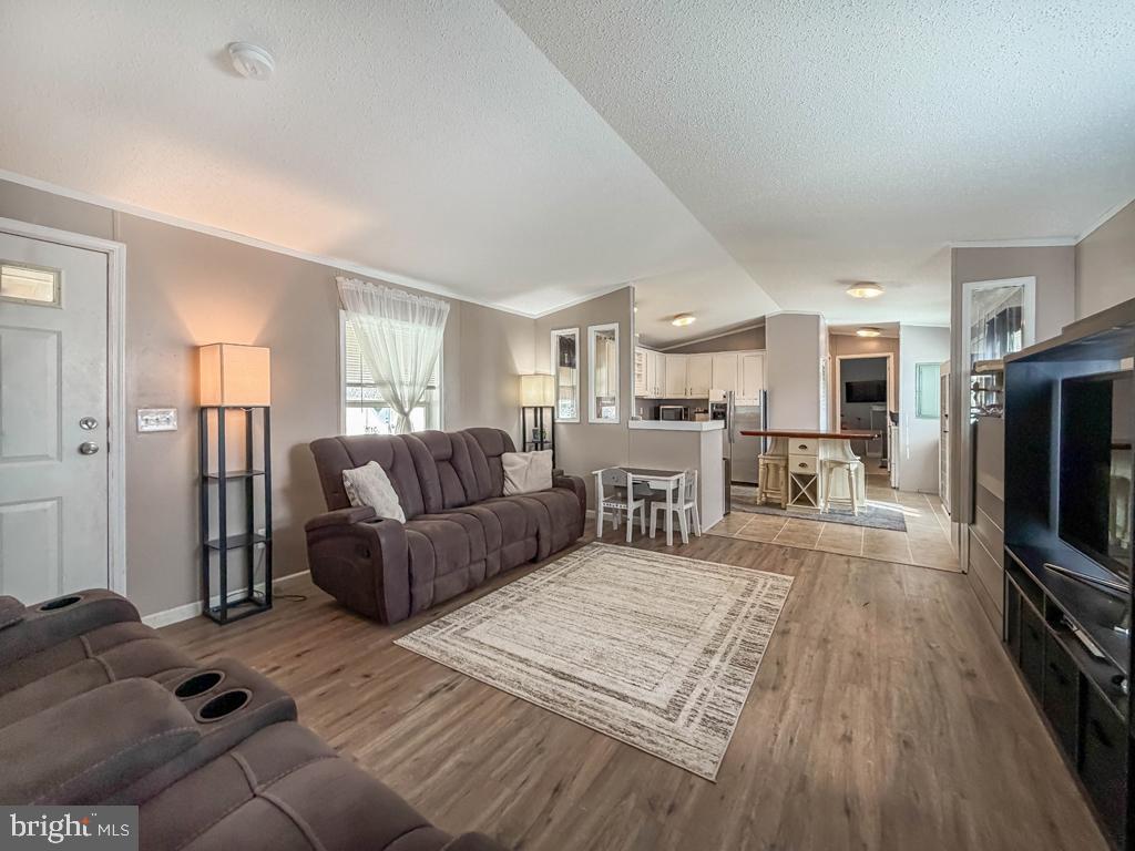 PENNWOOD CROSSING - Residential