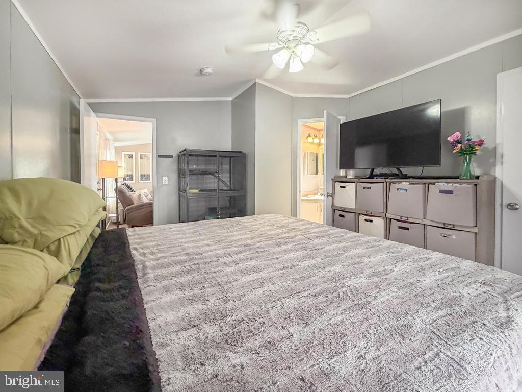 PENNWOOD CROSSING - Residential