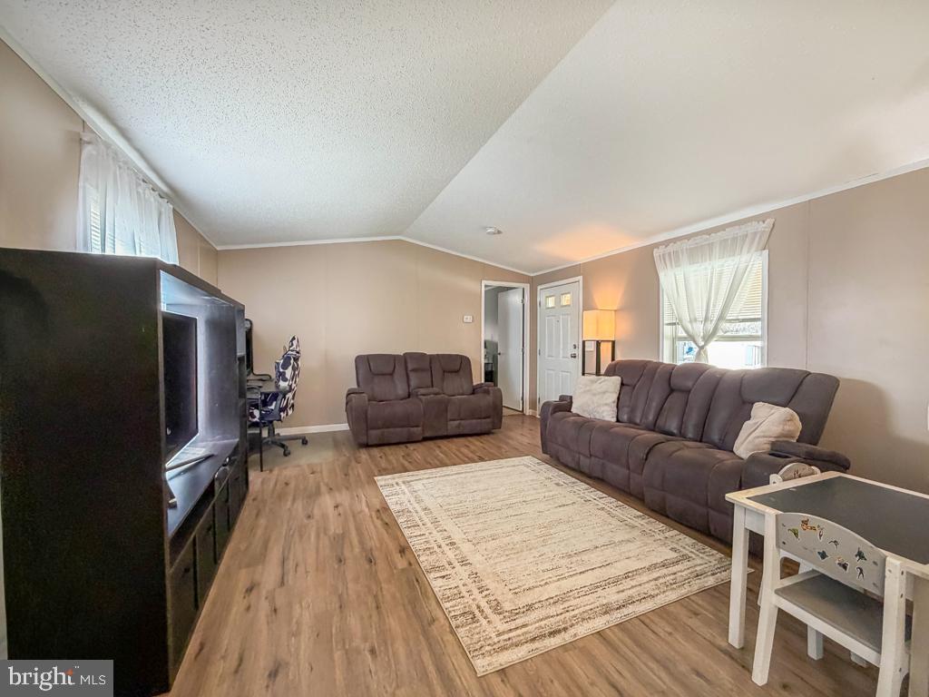 PENNWOOD CROSSING - Residential