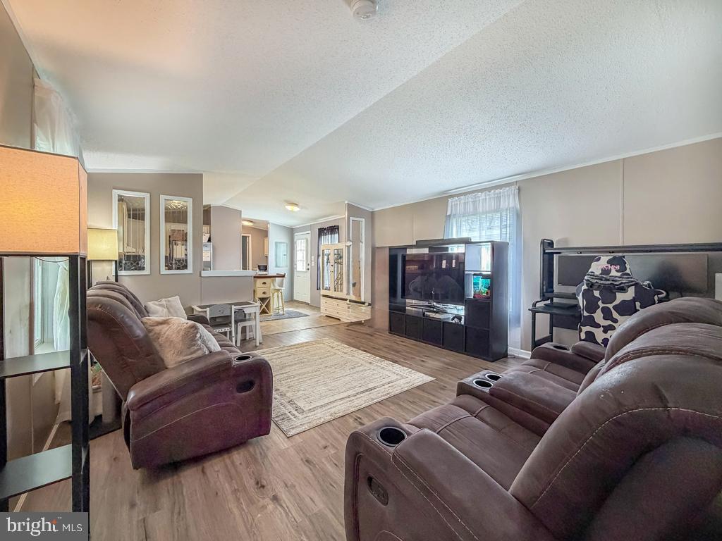 PENNWOOD CROSSING - Residential