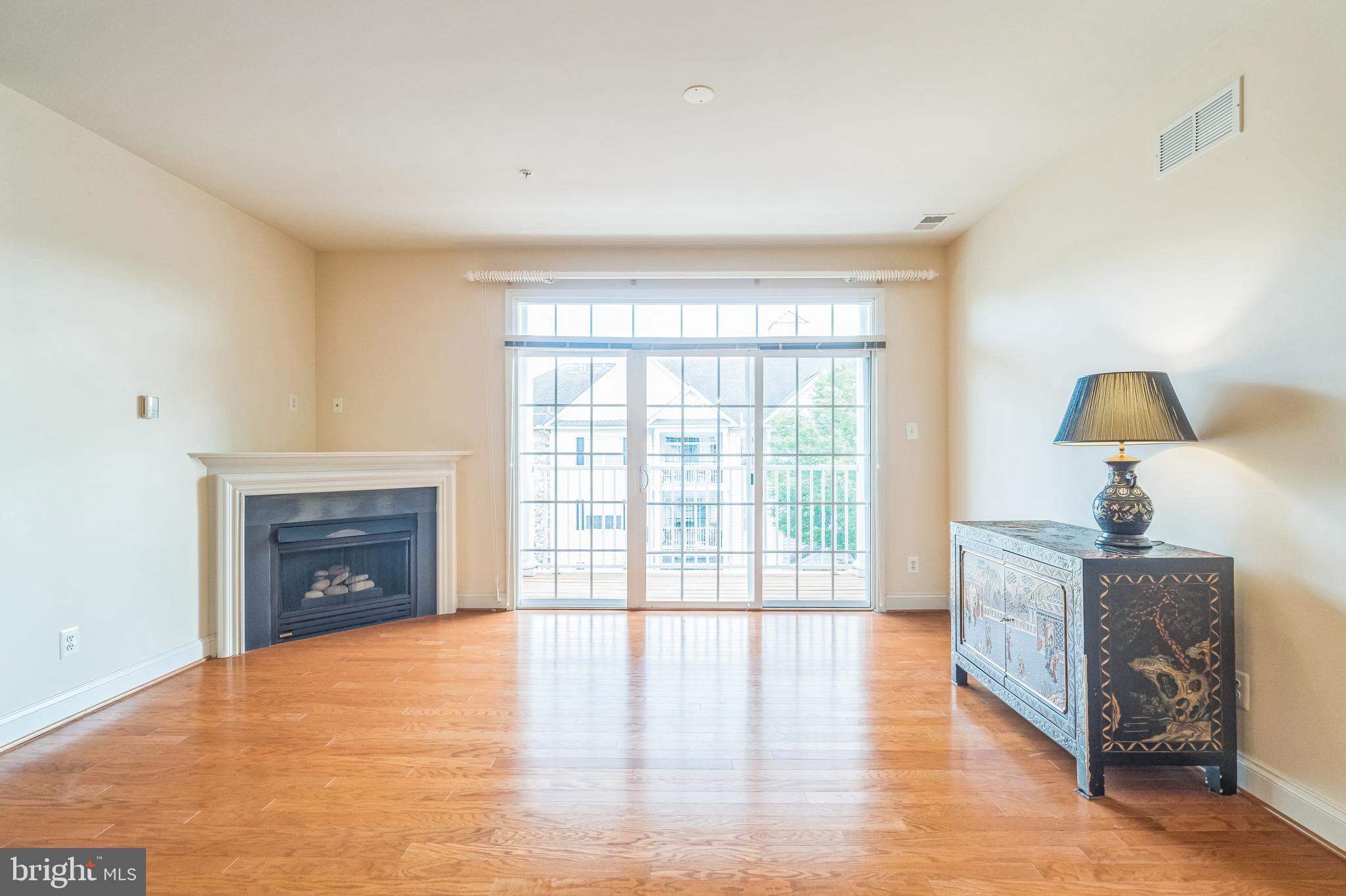 VICTORIA GARDENS - Residential