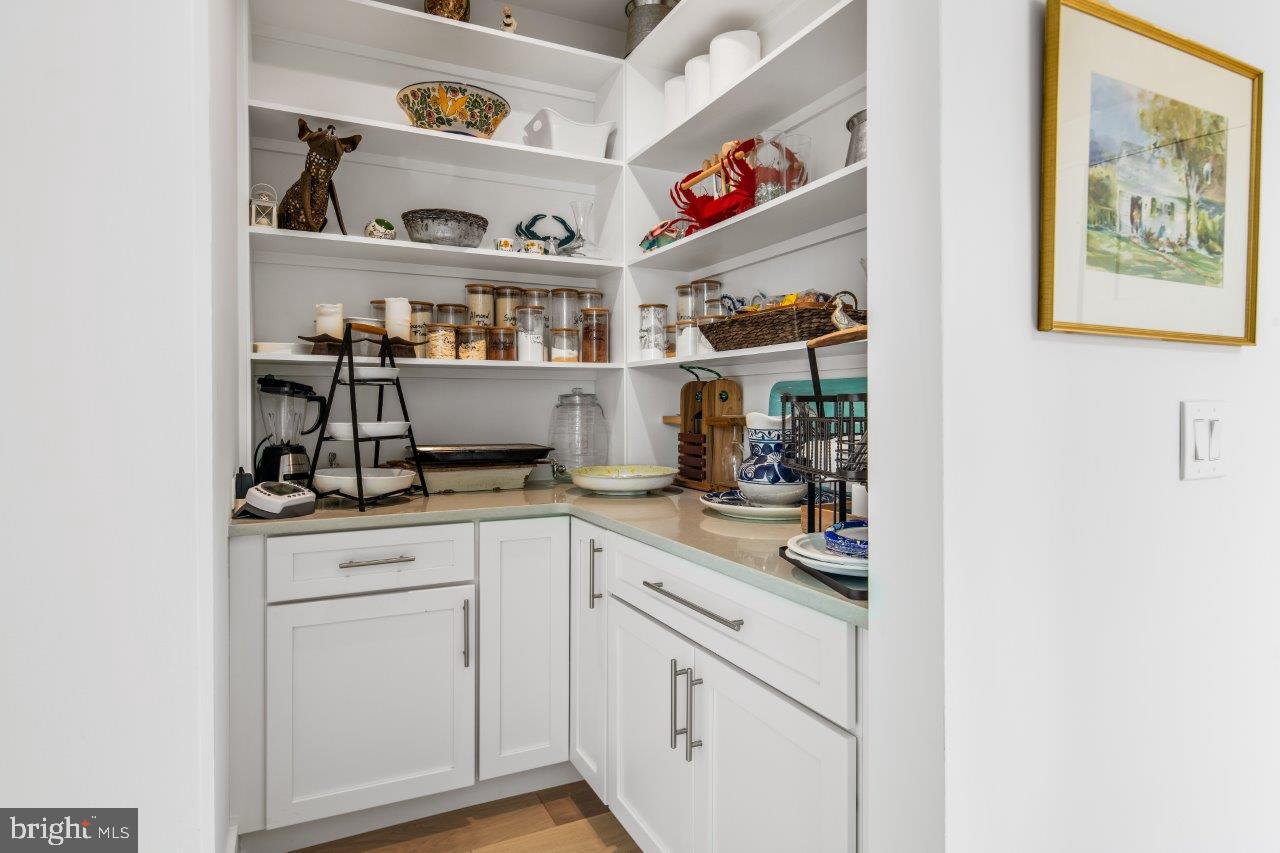 EASTON - Residential