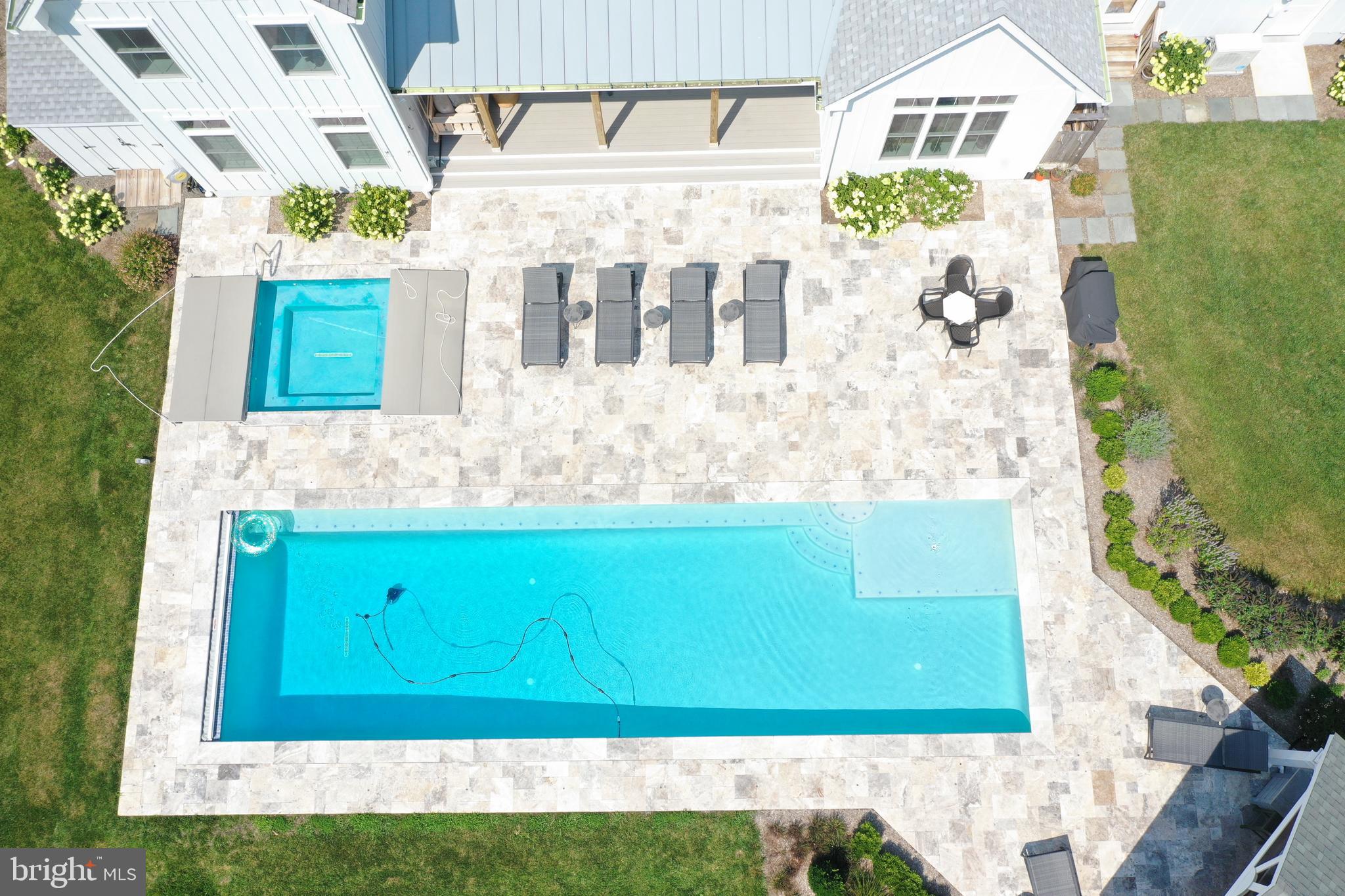 EASTON - Residential