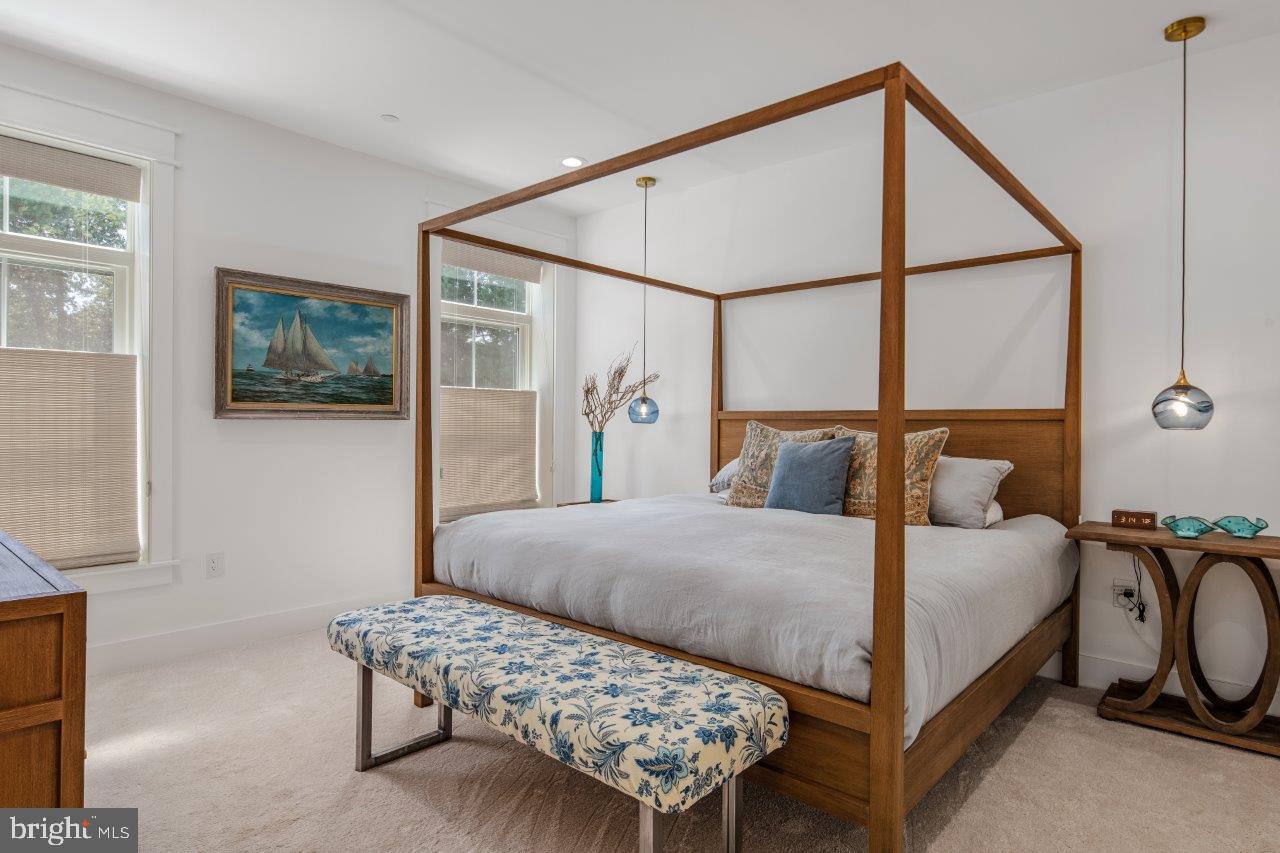 EASTON - Residential