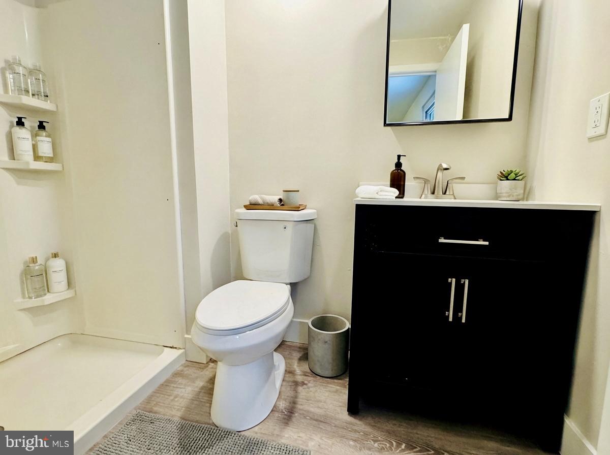 SUMMIT CHASE - Residential