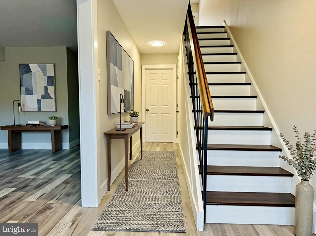 818 SUMMIT CHASE DRIVE