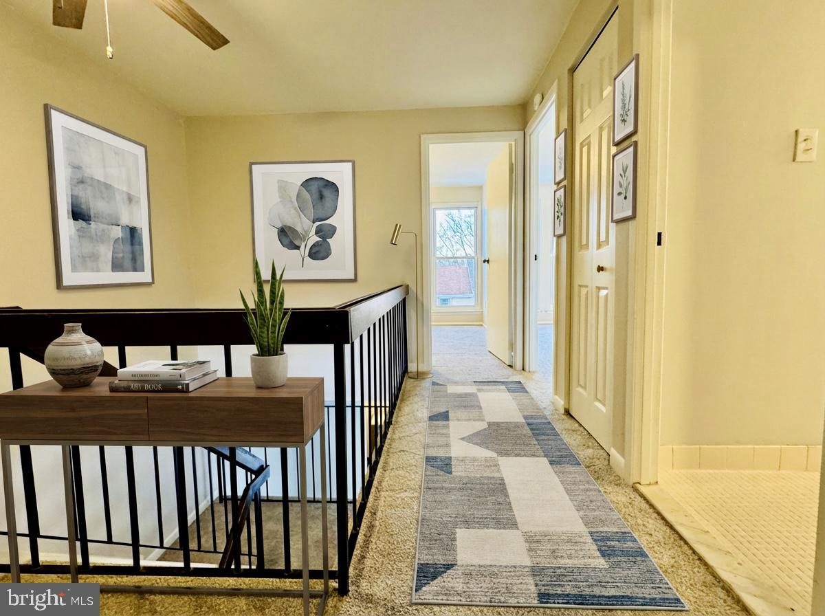 SUMMIT CHASE - Residential