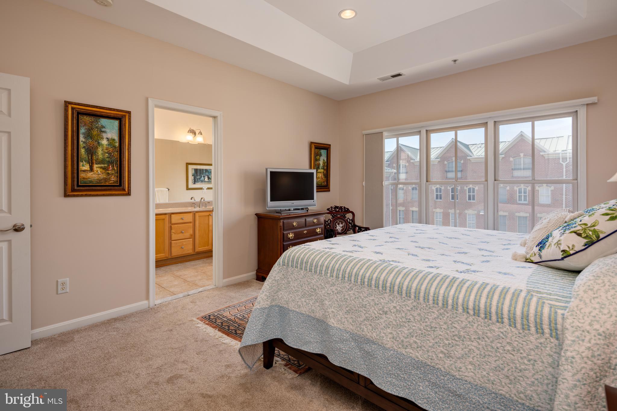 NORTH SHORE - Residential
