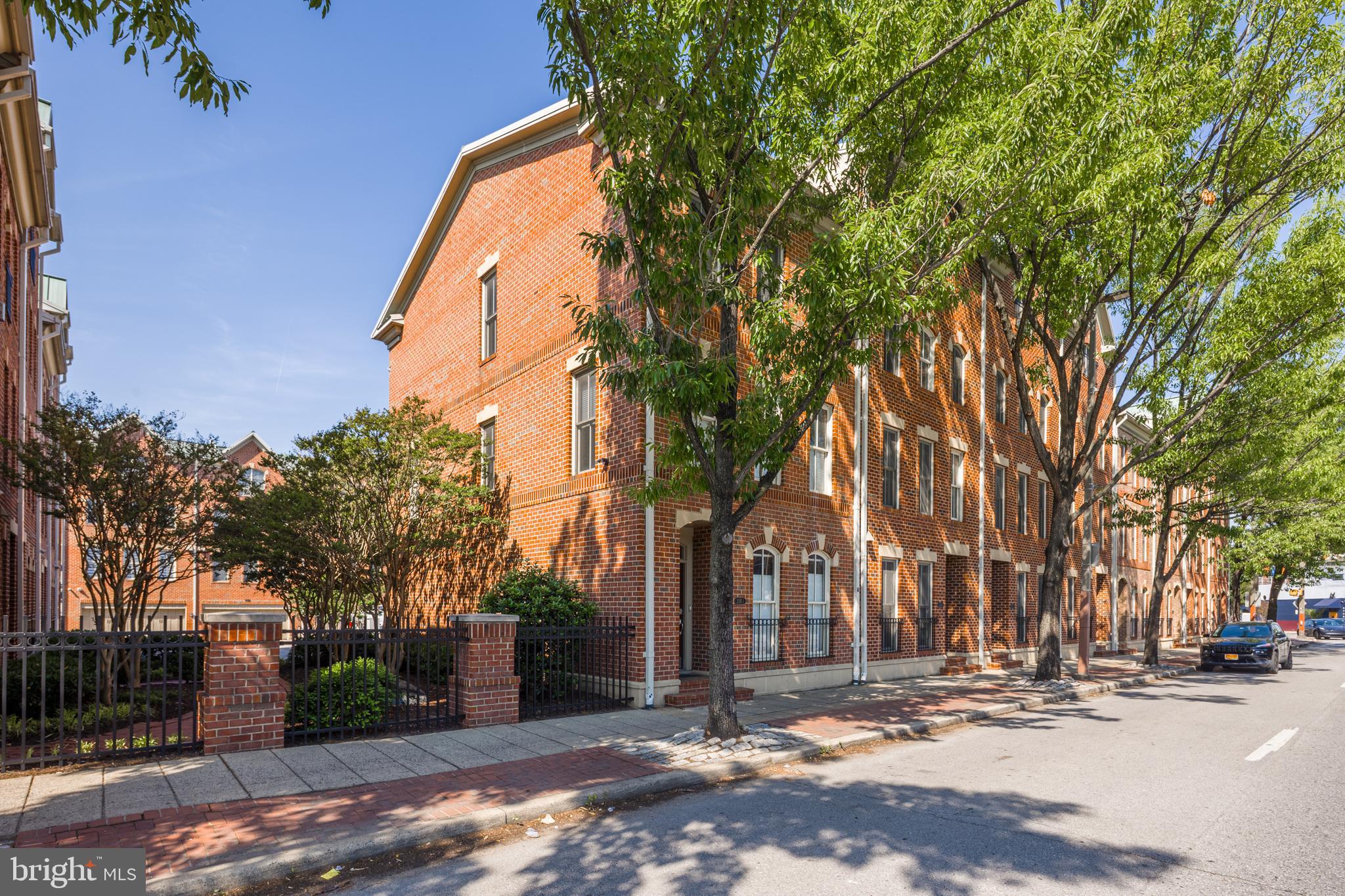 NORTH SHORE - Residential