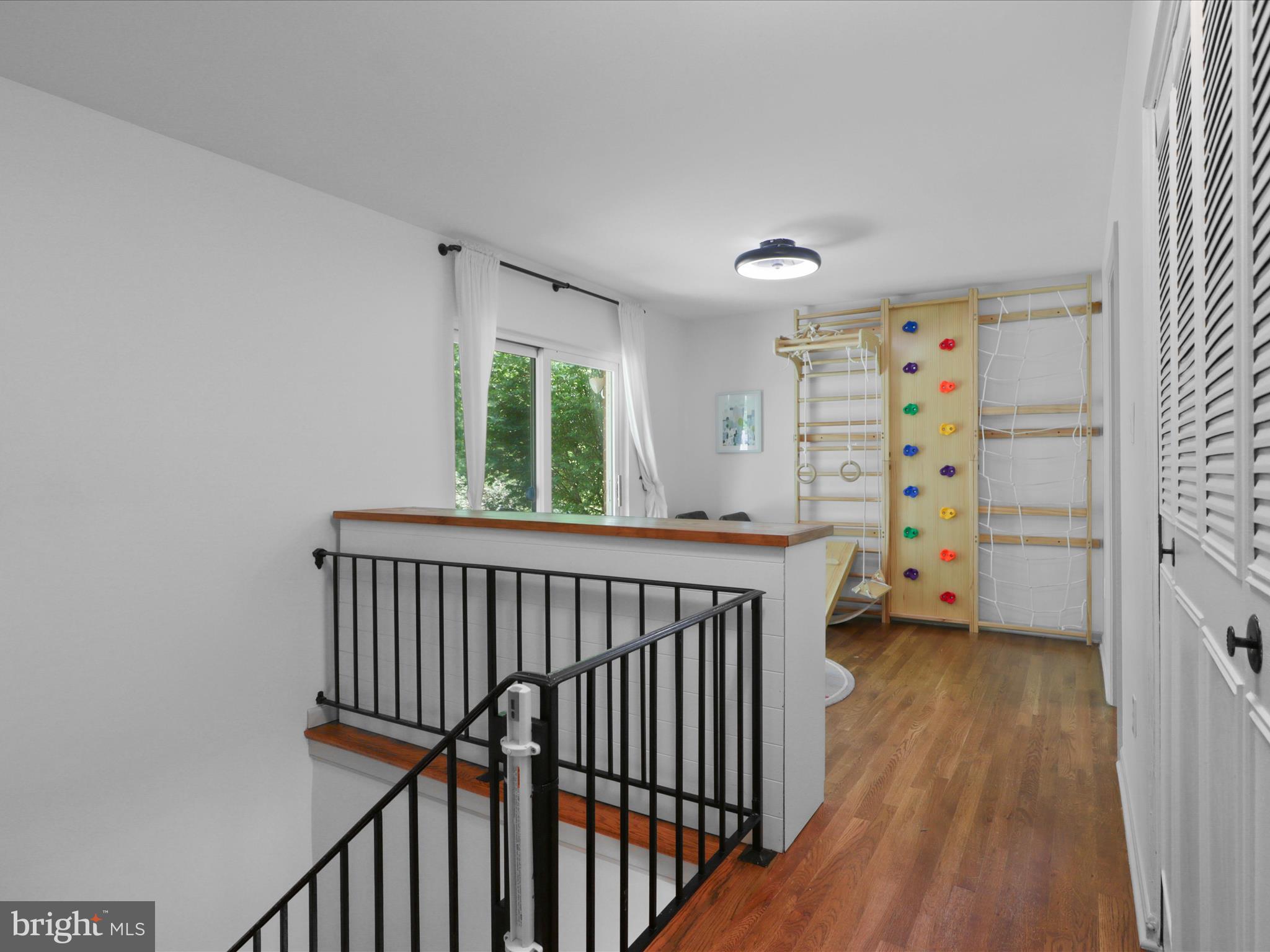 KINGS PARK WEST - Residential