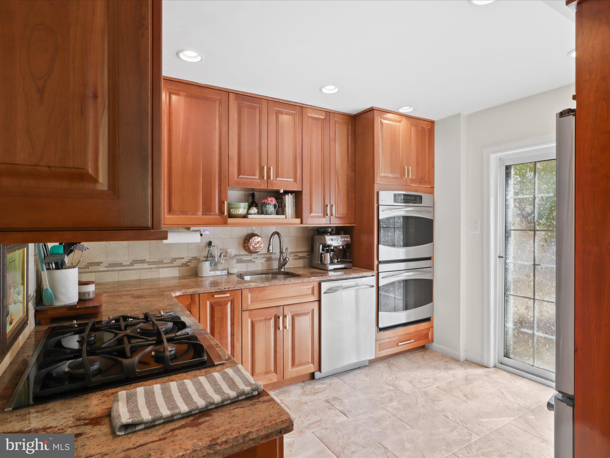 KINGS PARK WEST - Residential