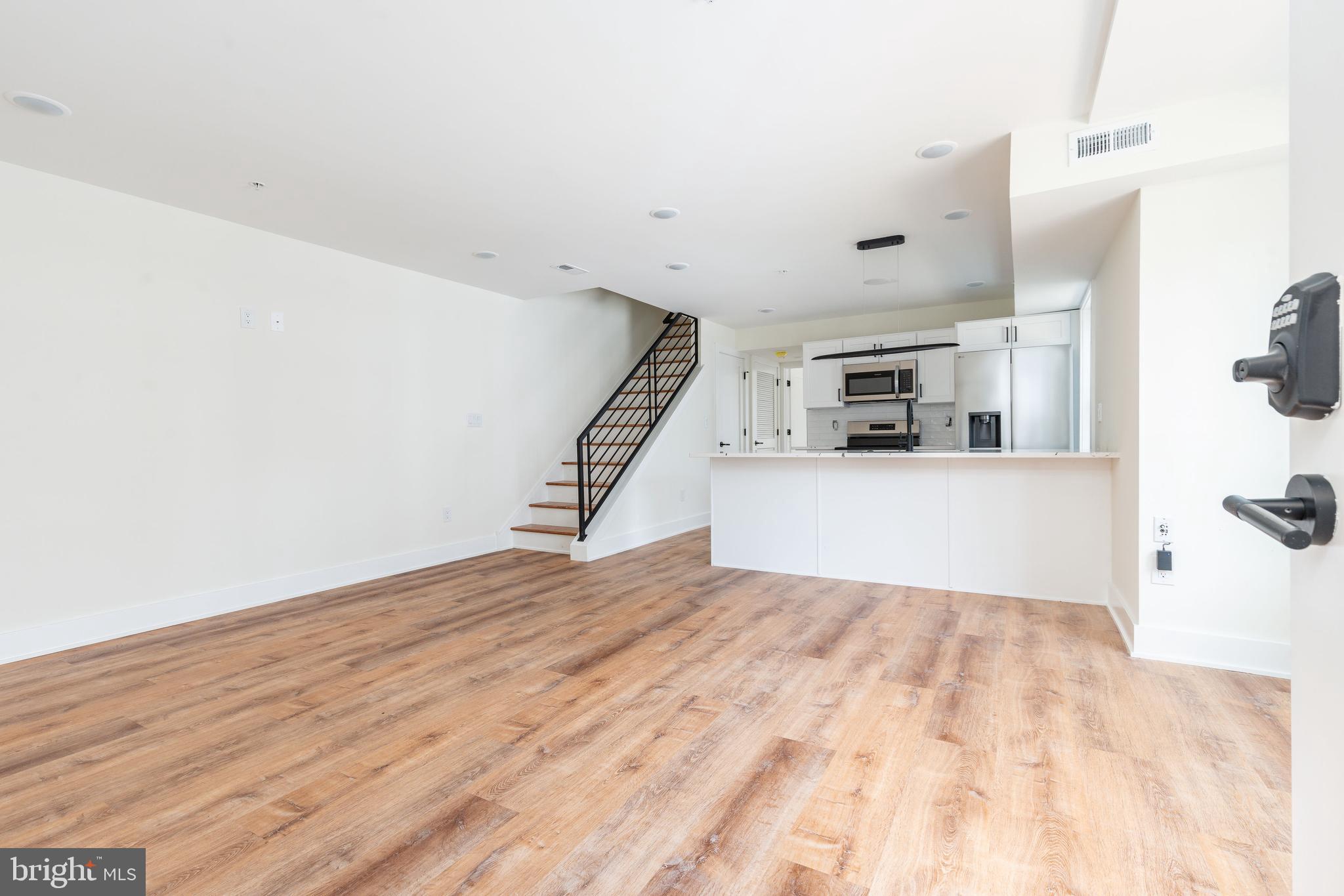 1715 S 18TH STREET