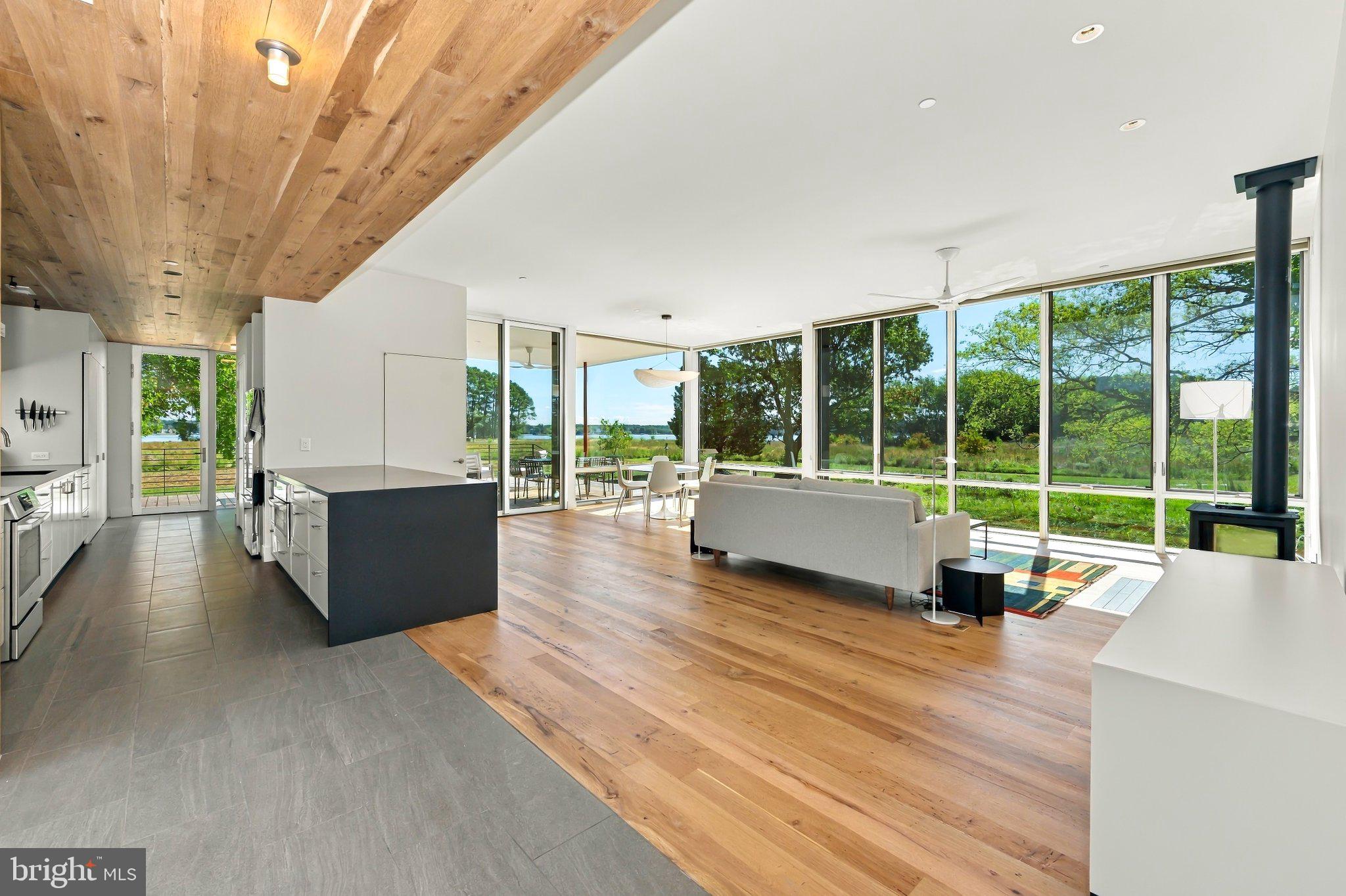 24084 DEEP NECK ROAD CREEK HOUSE