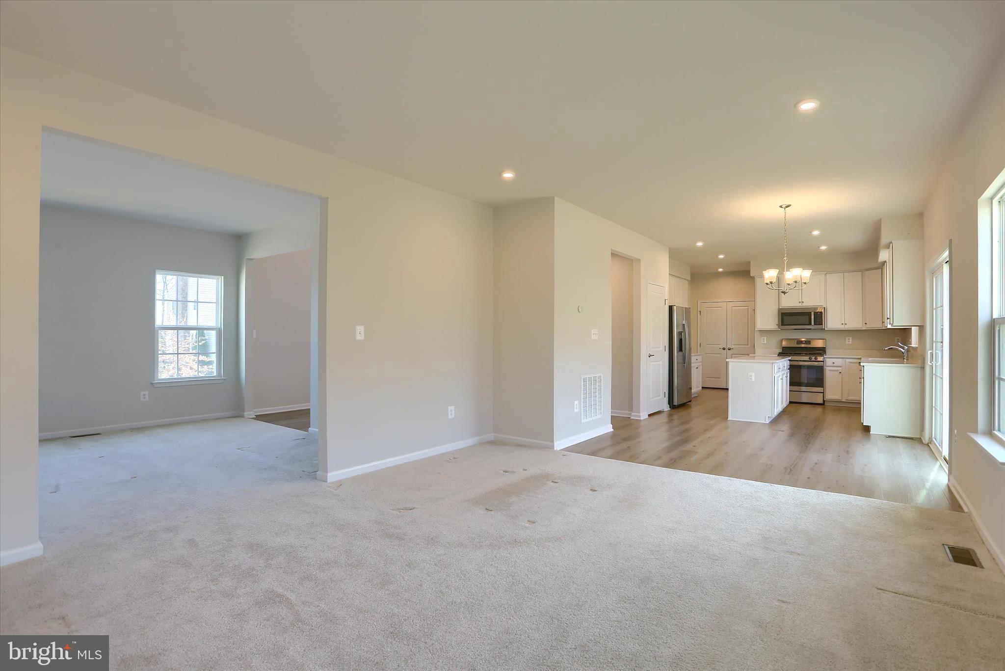 SPRING FORGE - Residential