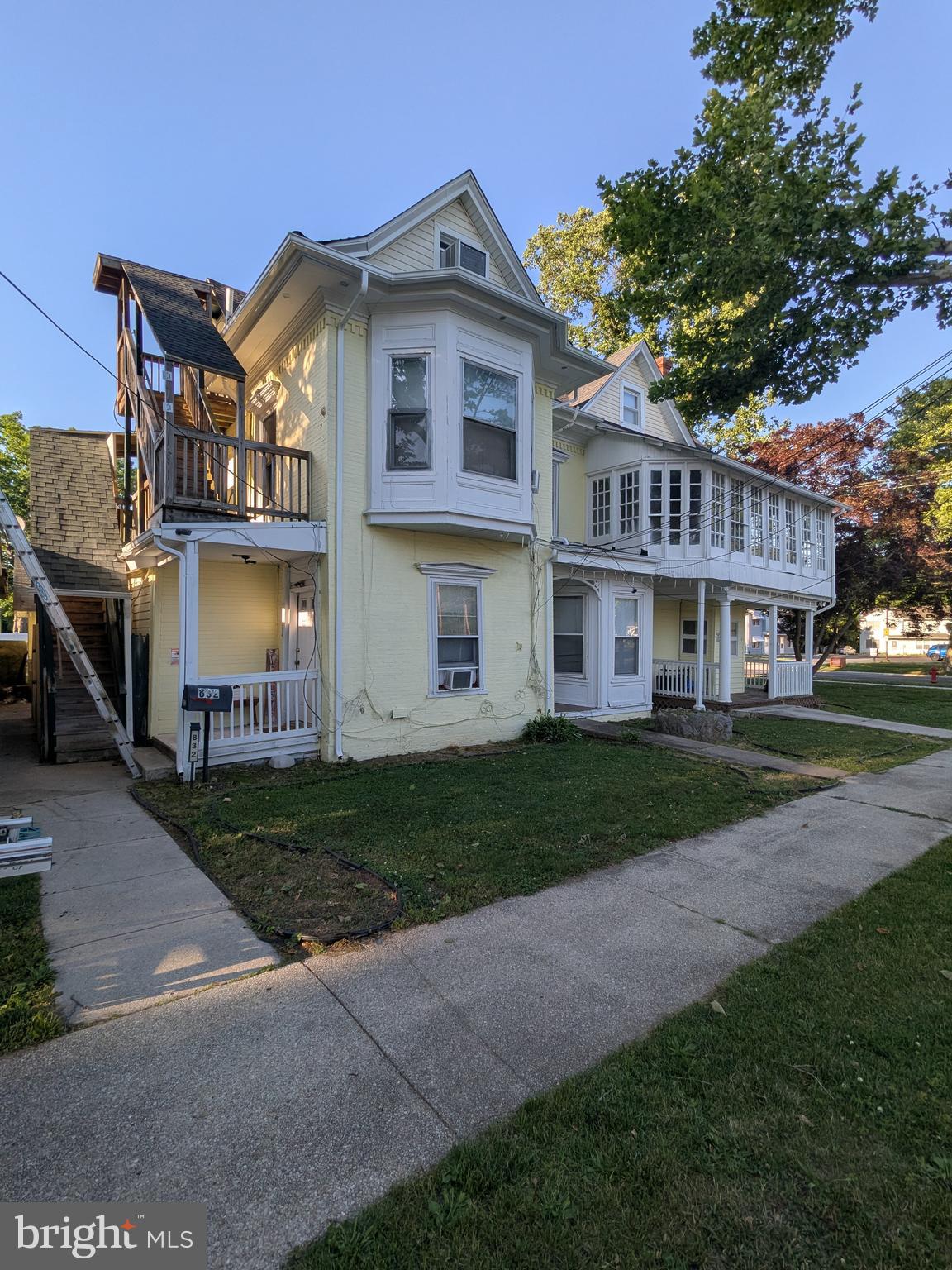 200 N EAST AVENUE