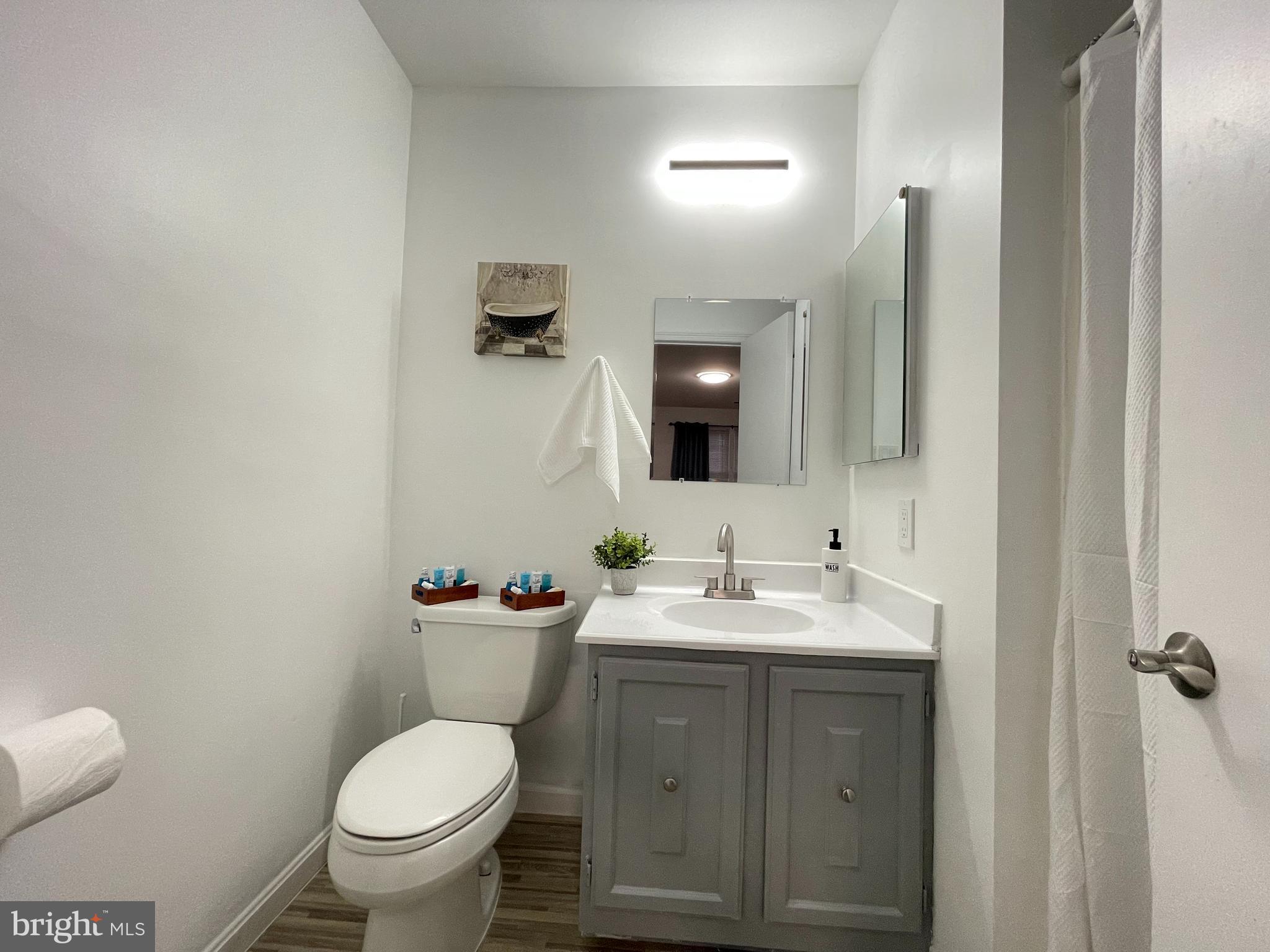 CALVERTON TOWNES - Residential