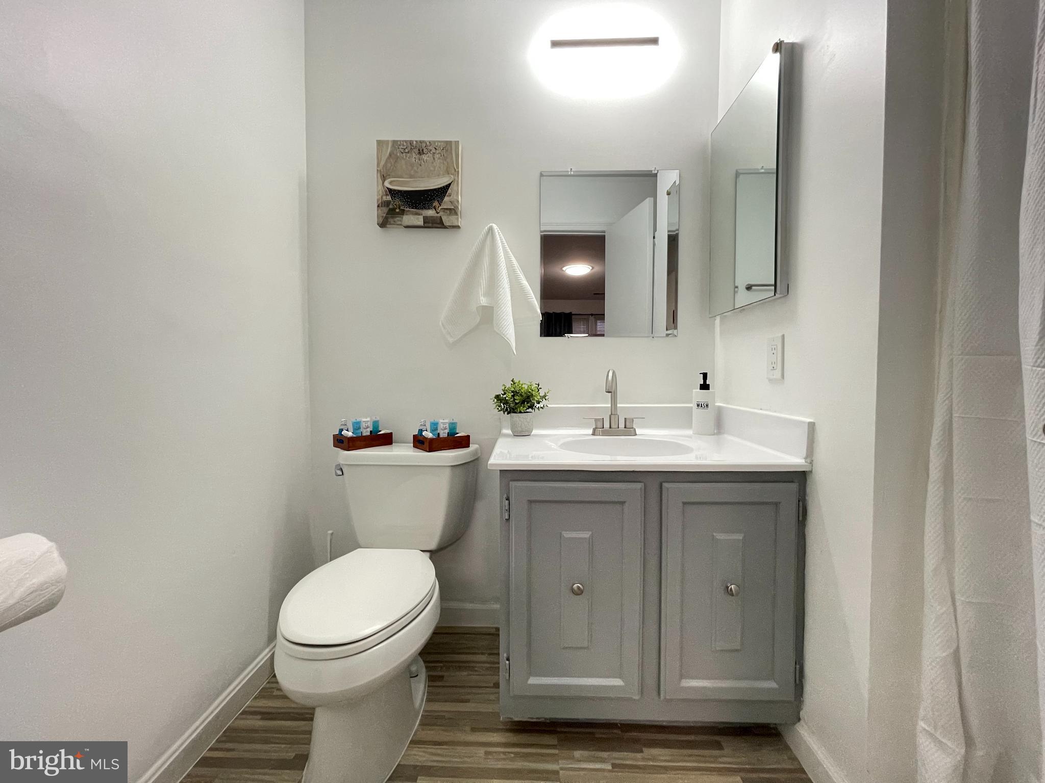 CALVERTON TOWNES - Residential