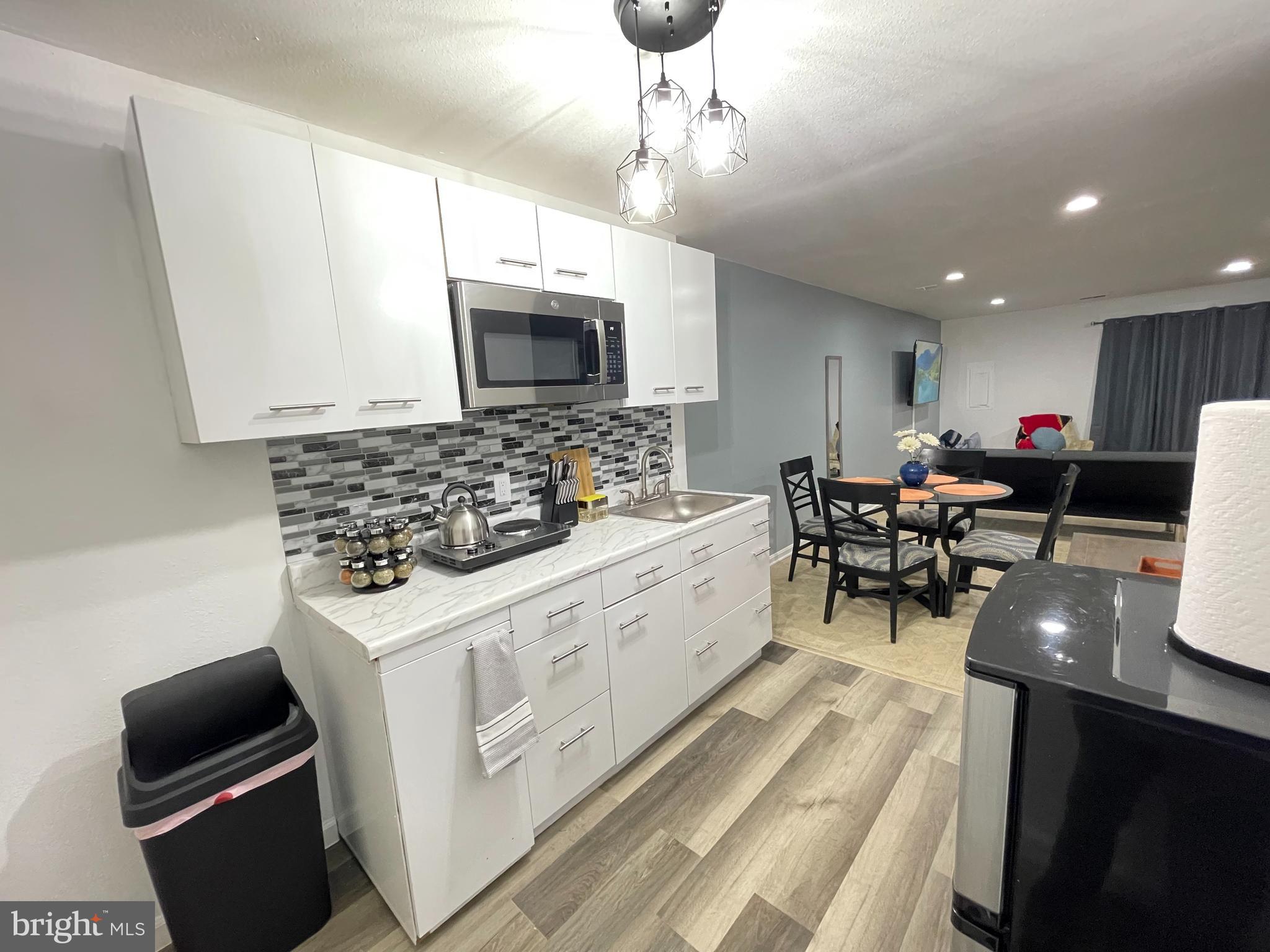 CALVERTON TOWNES - Residential