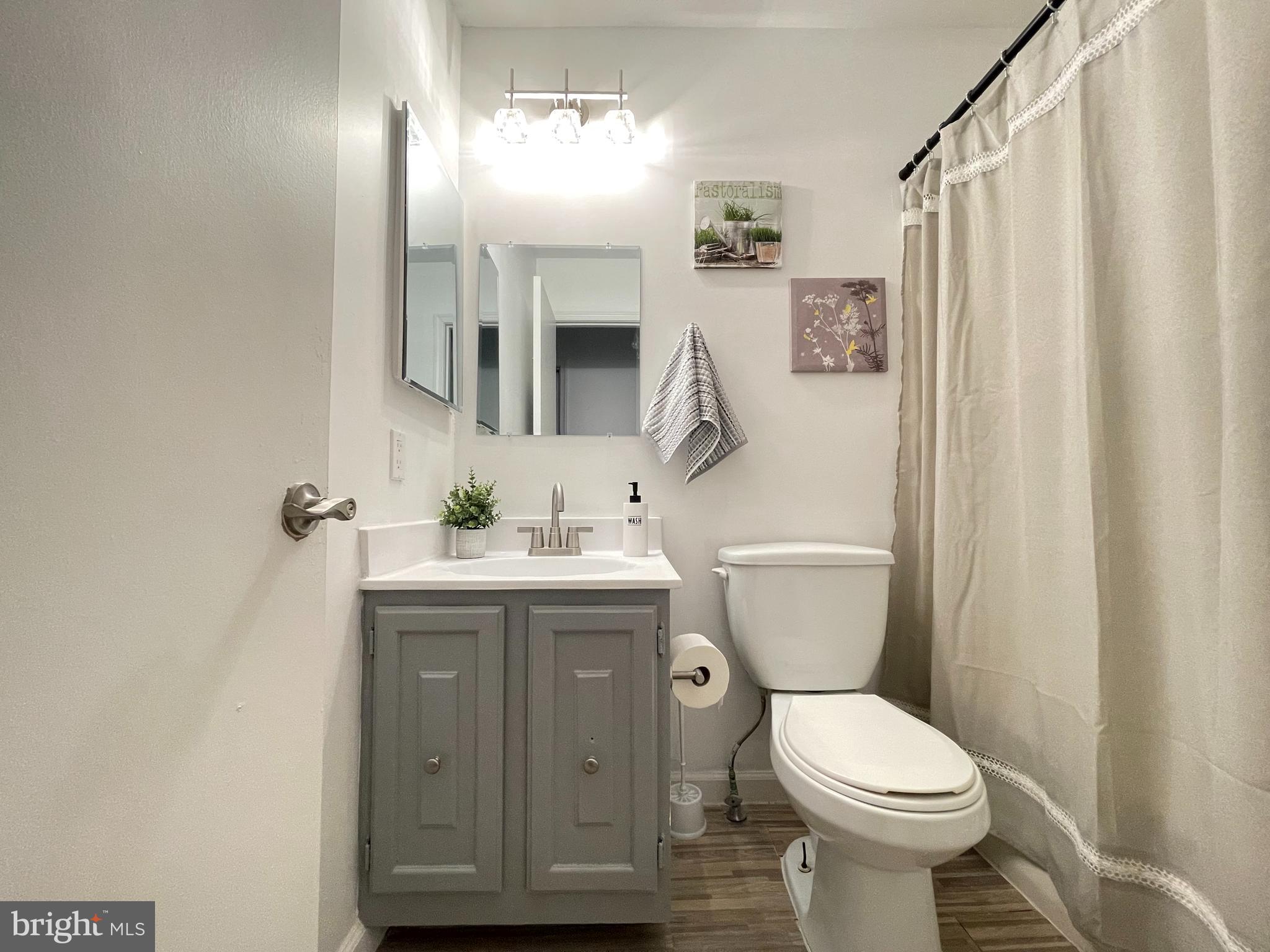 CALVERTON TOWNES - Residential