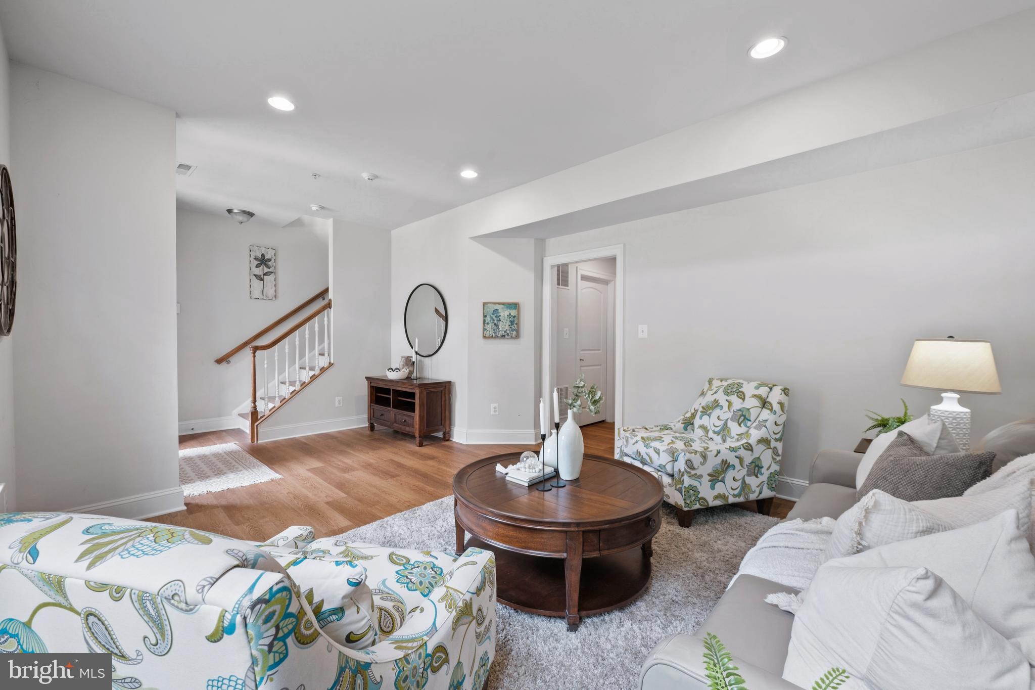 MEADOWVALE - Residential
