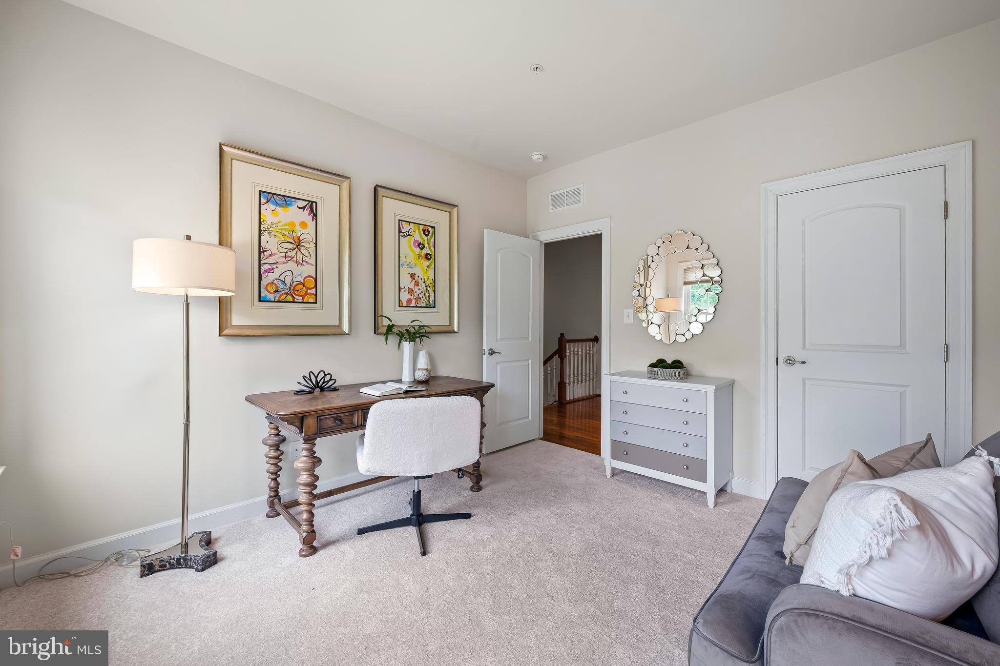 MEADOWVALE - Residential