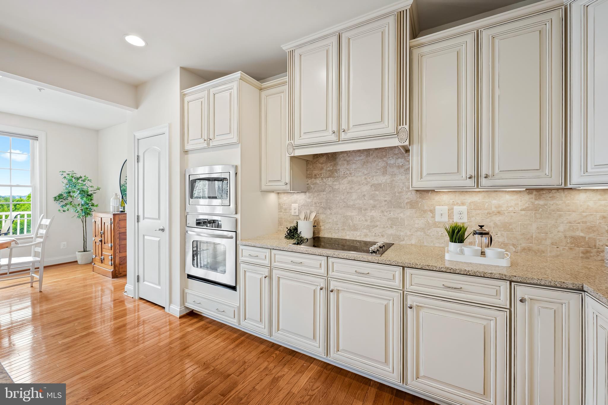 MEADOWVALE - Residential