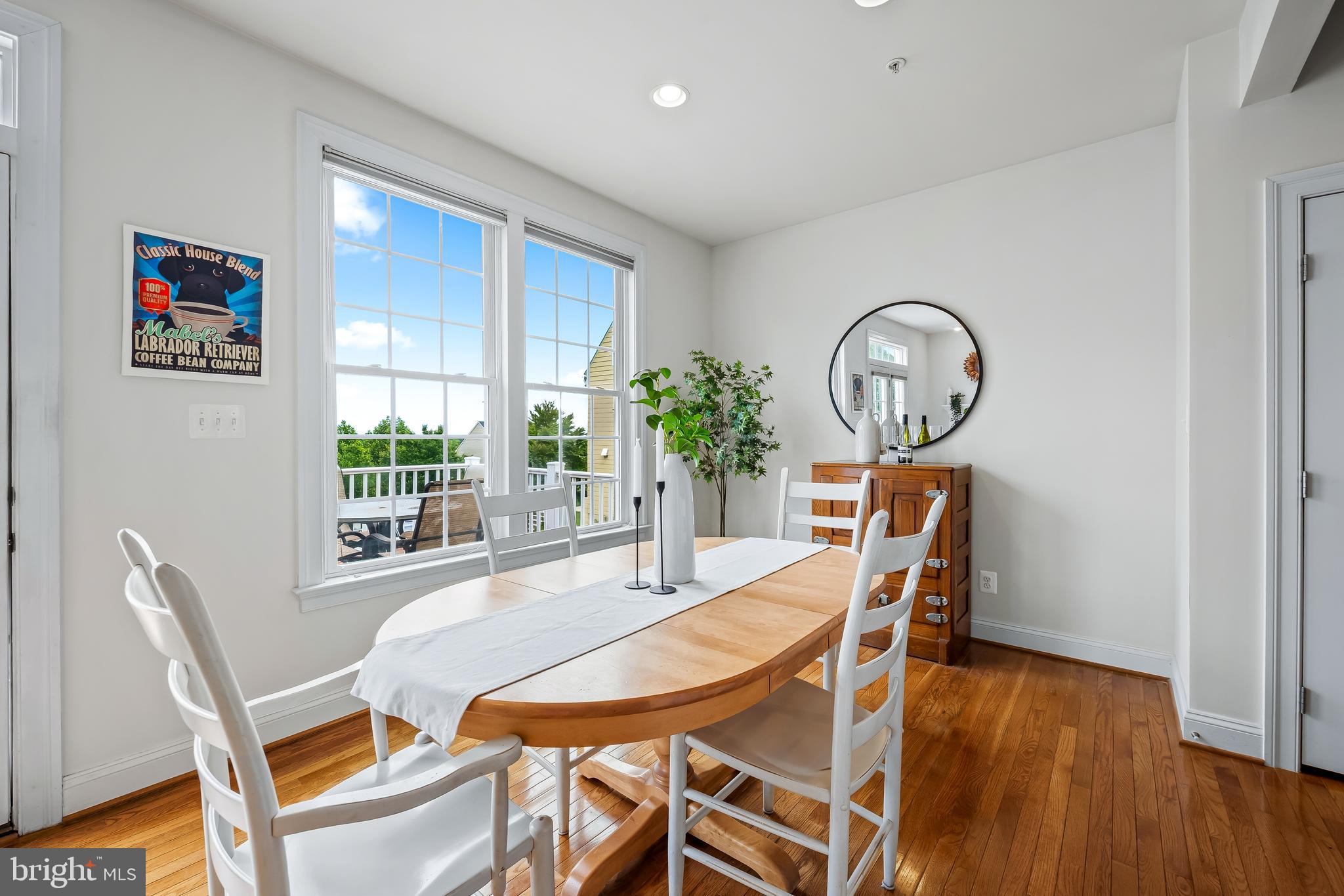MEADOWVALE - Residential