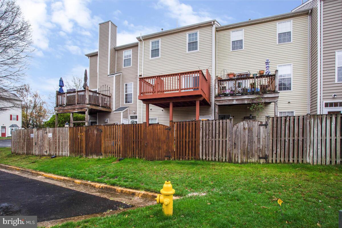 WELLFLEET MEWS - Residential