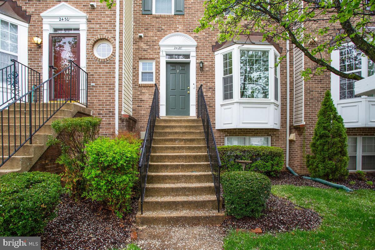 WELLFLEET MEWS - Residential