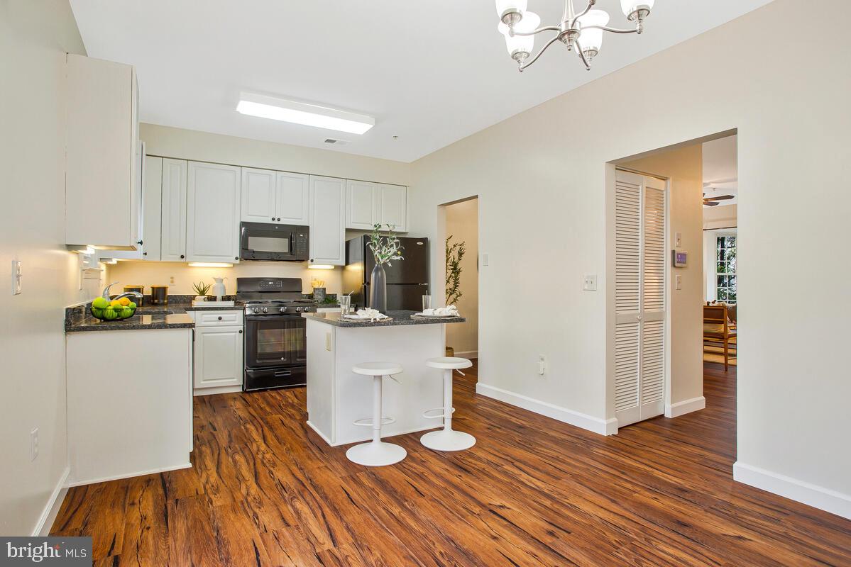 WELLFLEET MEWS - Residential