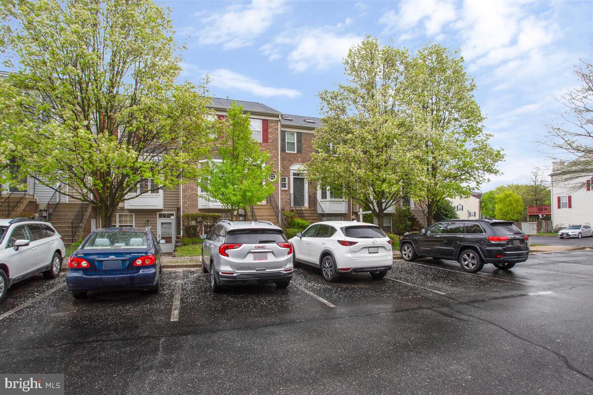 WELLFLEET MEWS - Residential