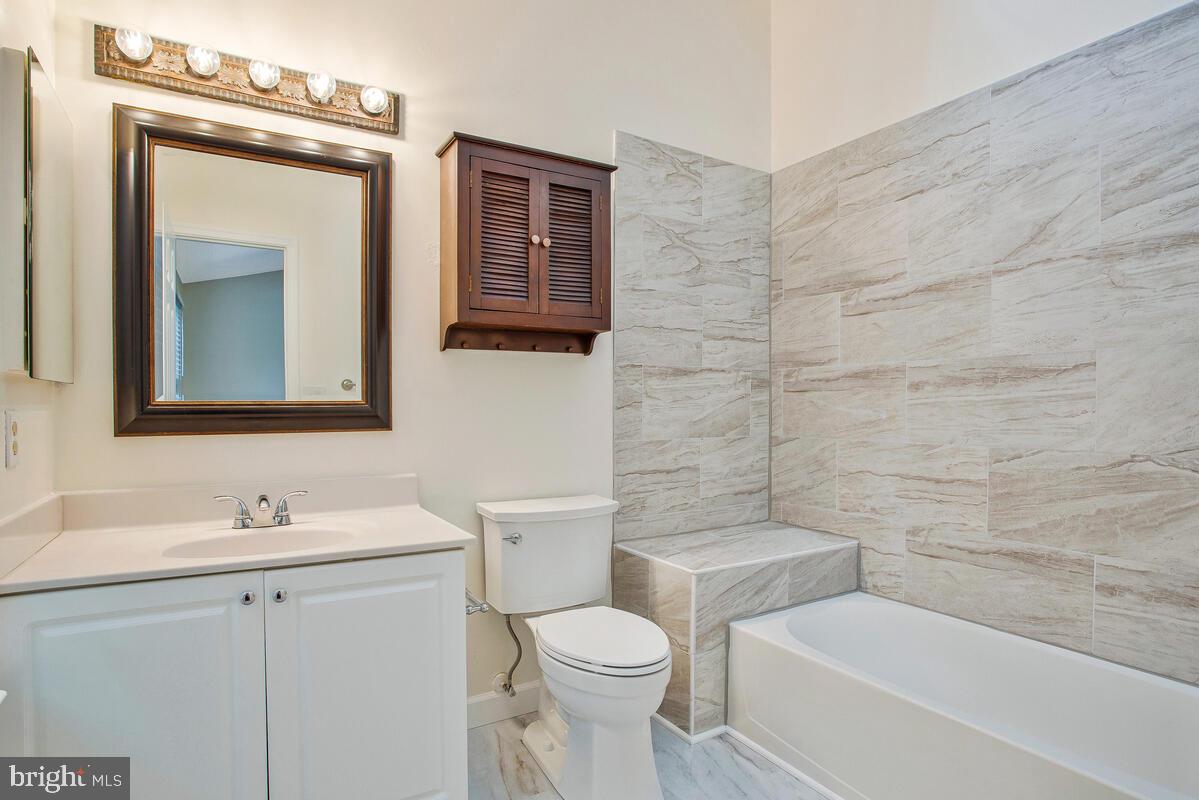 WELLFLEET MEWS - Residential