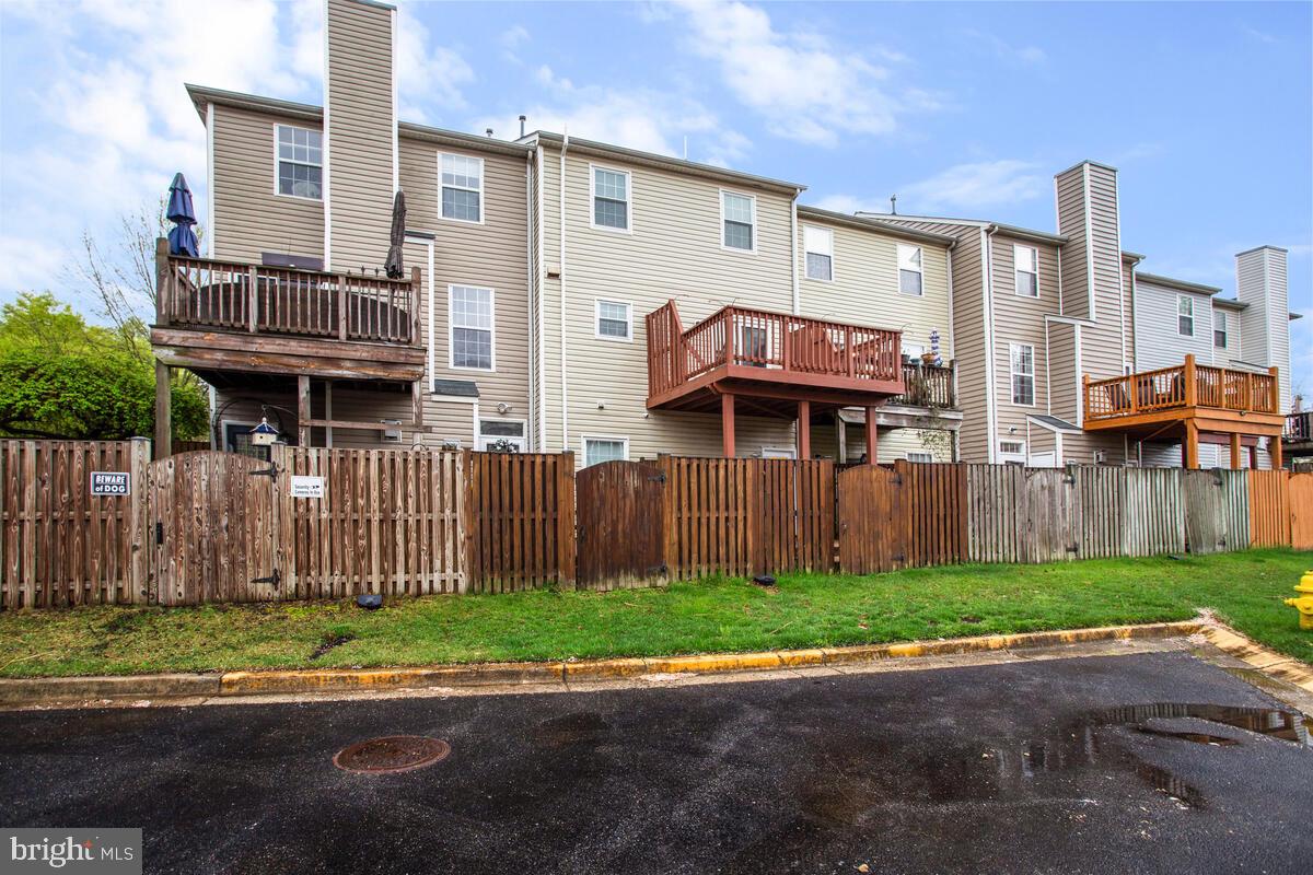 WELLFLEET MEWS - Residential