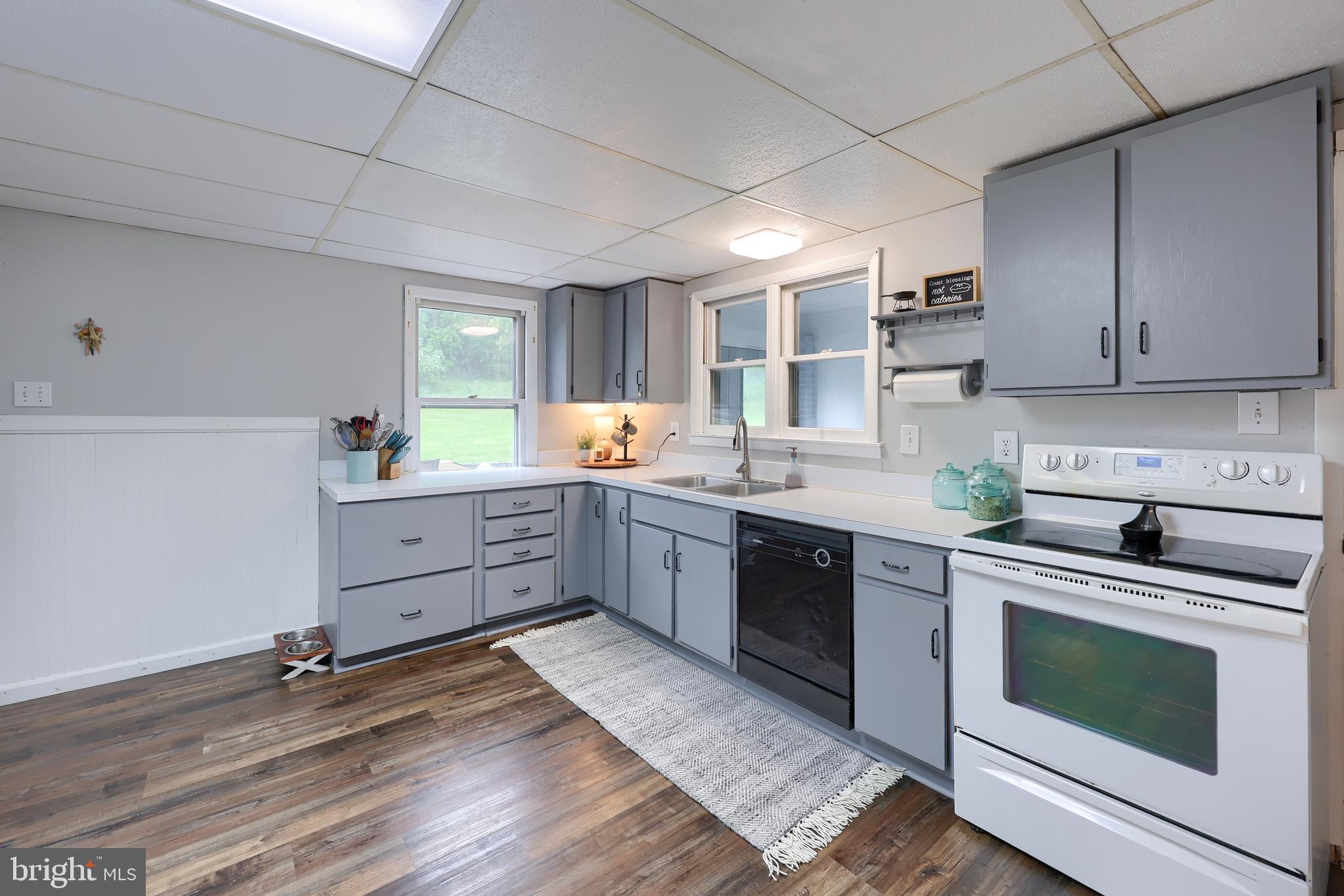 3209 E HARRISBURG PIKE