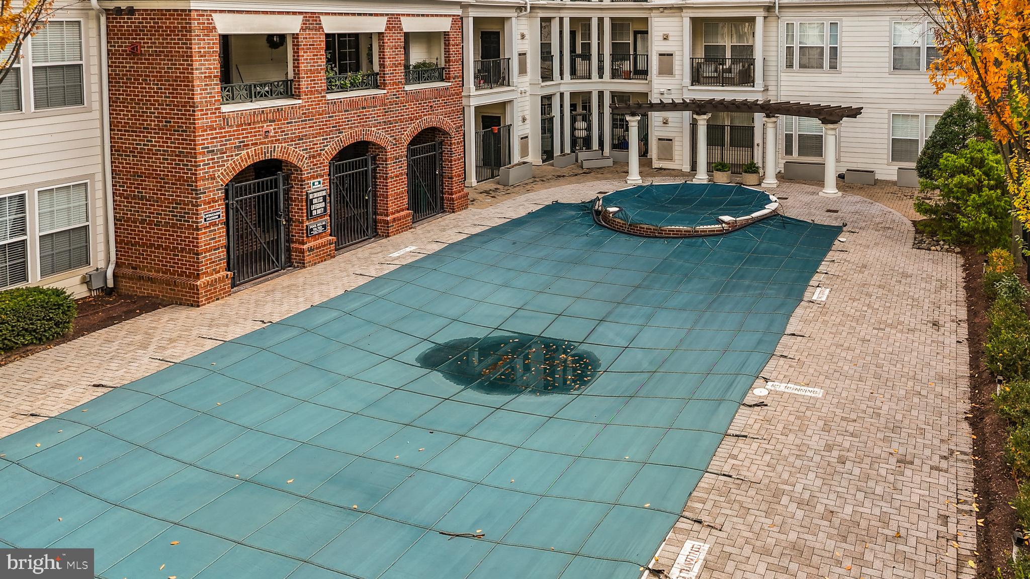 THE COLONNADE AT KENTLANDS - Residential