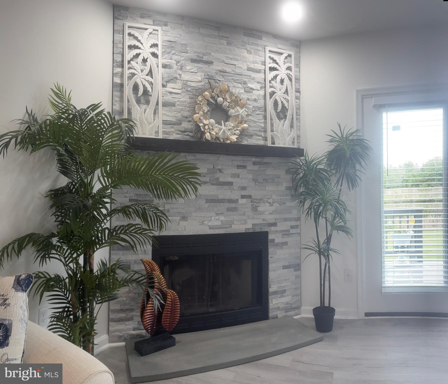 THOMPSON CREEK - Residential