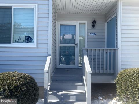Condo For Sale - 1205 Marion Quimby Drive<br/> STEVENSVILLE, MD 21666