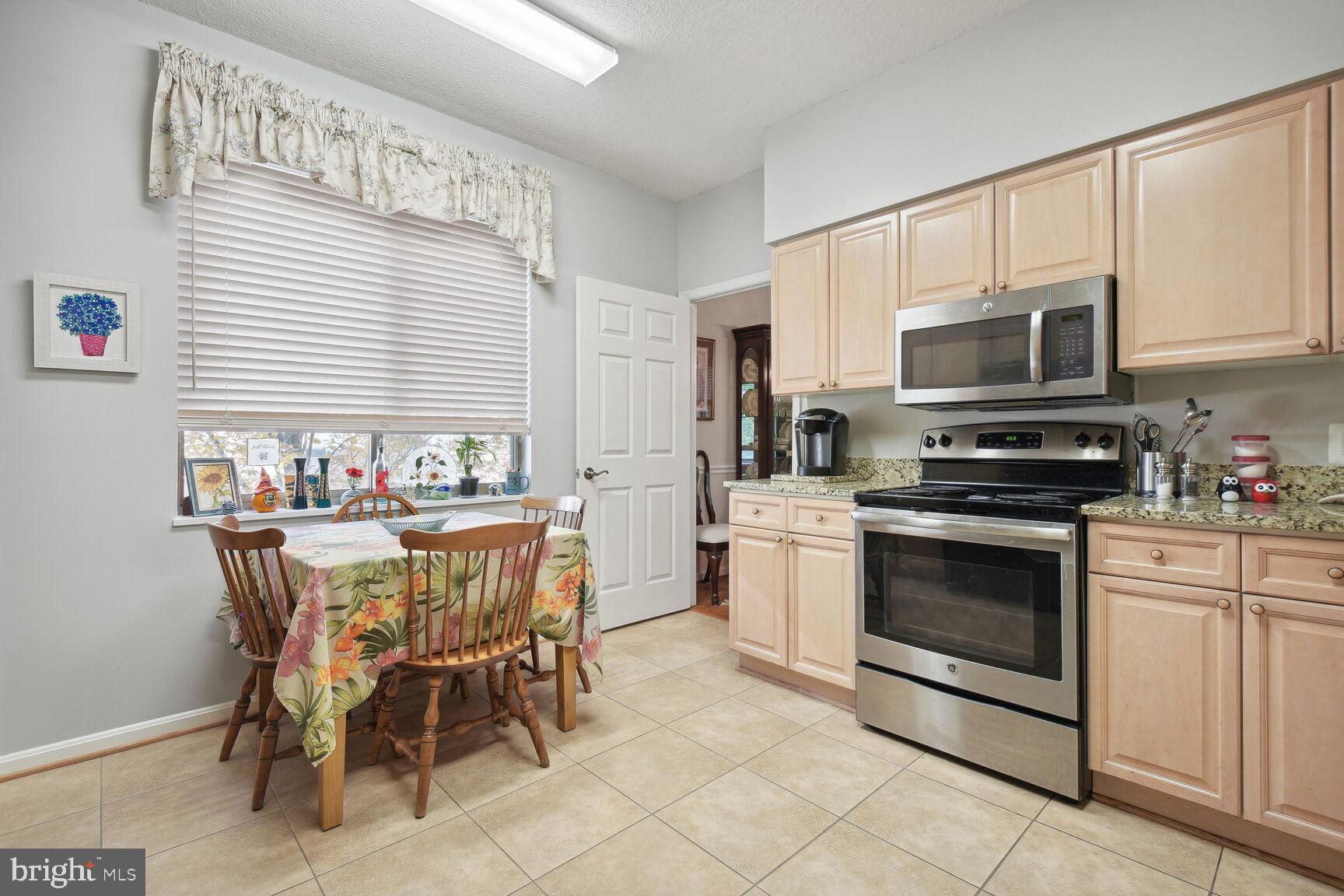 ASPEN HILL - Residential