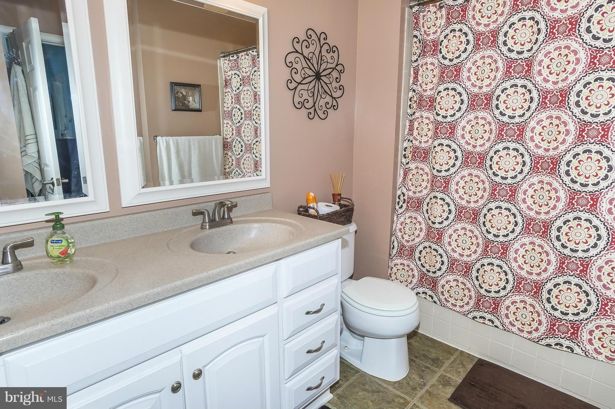 PINEY ORCHARD - Residential